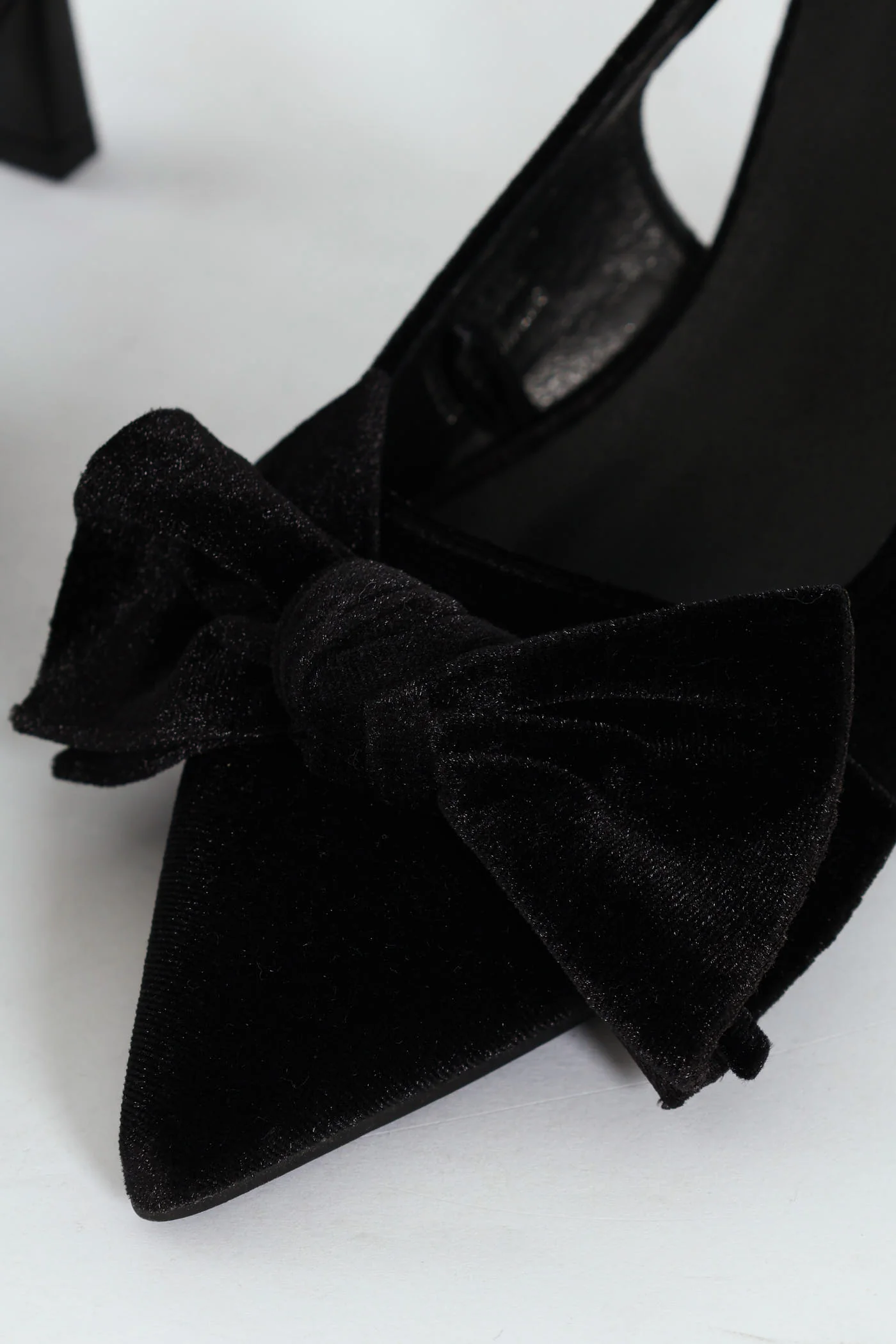 Low Stiletto Slingback Court Heel - Black - Image 4
