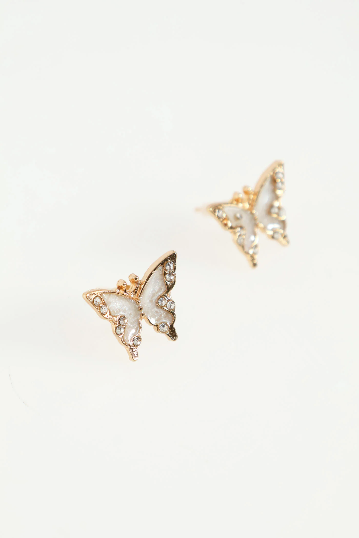 Marble Epoxy Butterfly Pendant & Matching Earring - Gold - Image 3