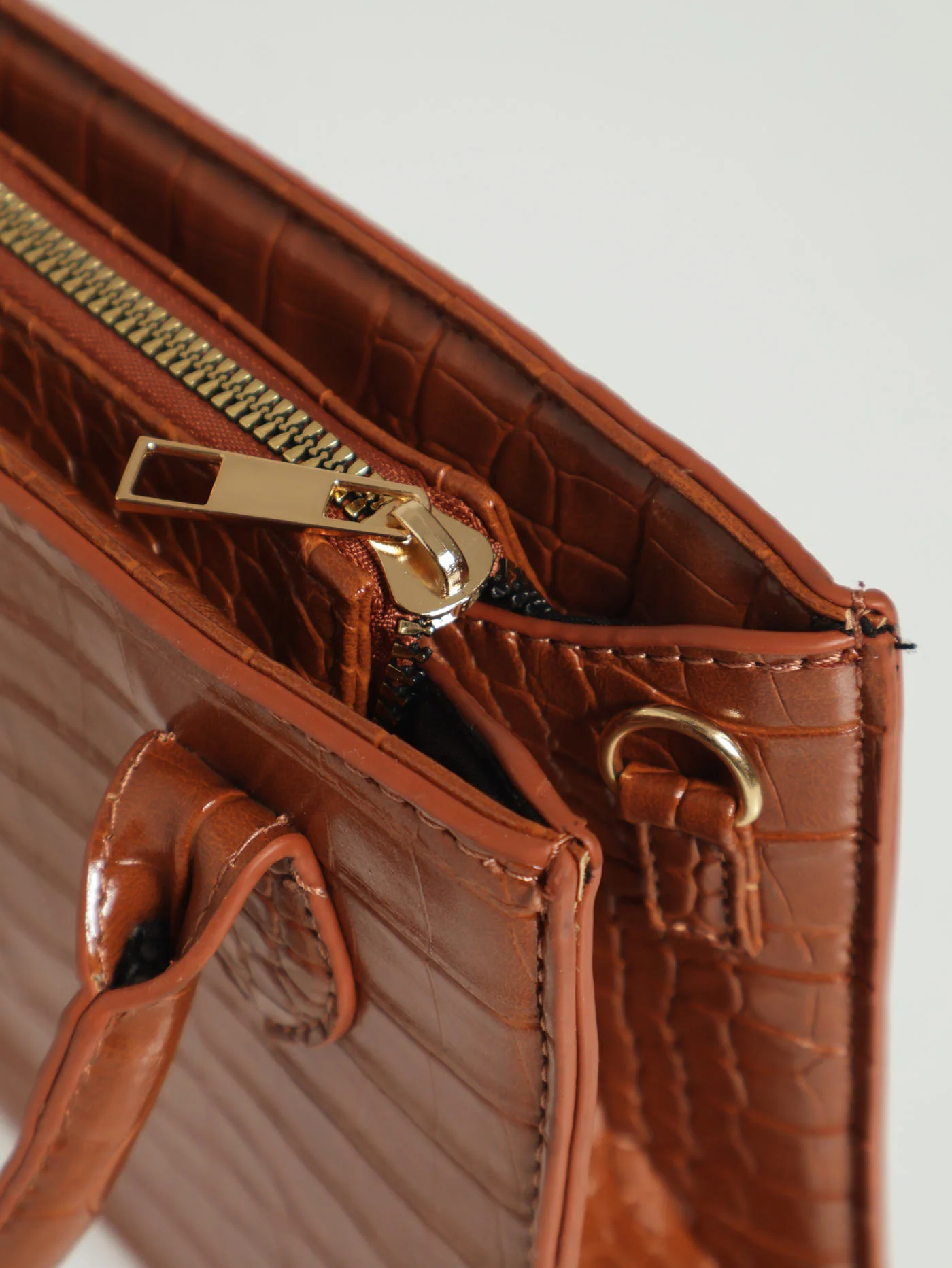 Matte Croc Tote Bag - Neutral - Image 5