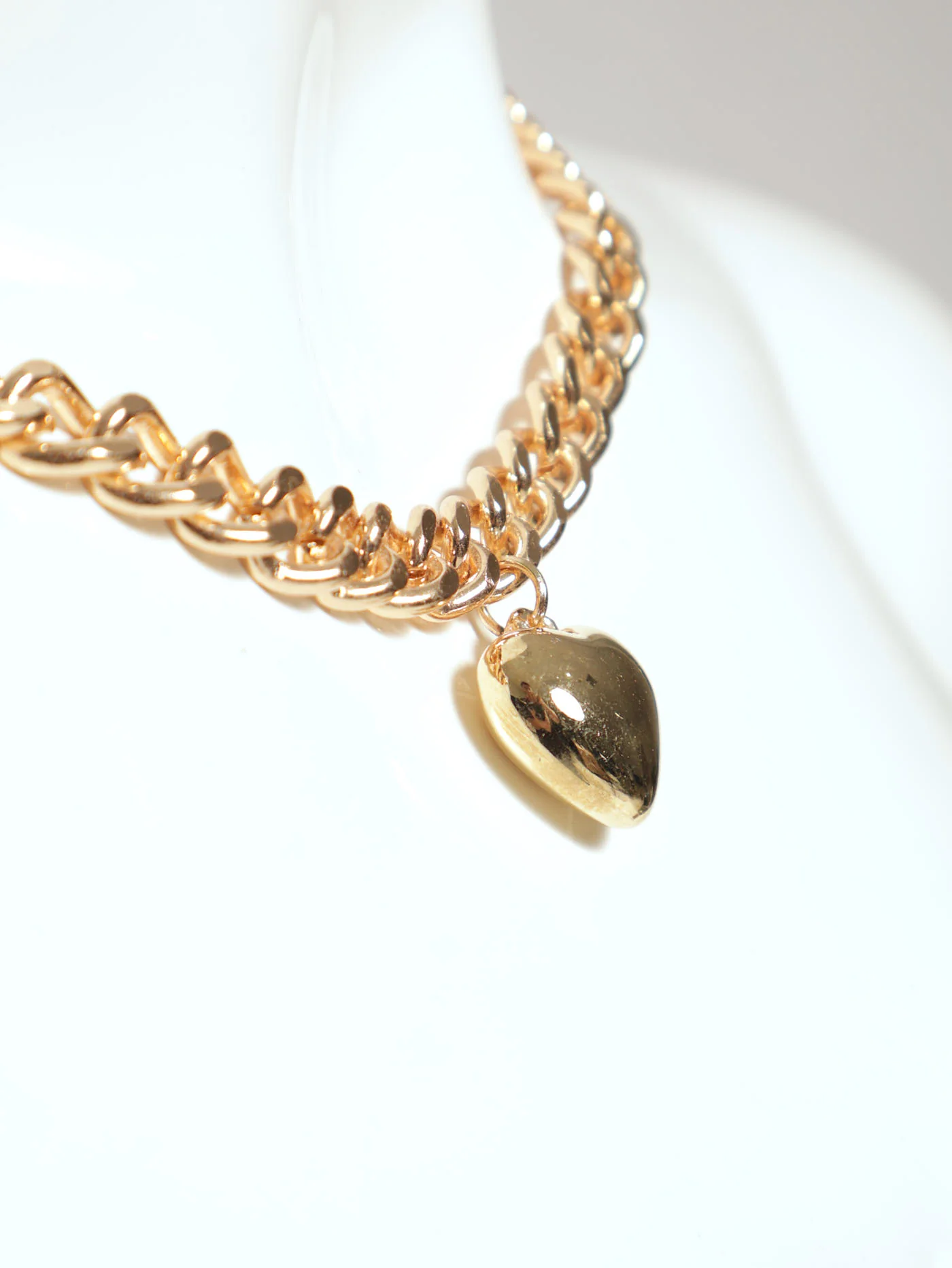Matte Heart Single Necklace - Gold - Image 2
