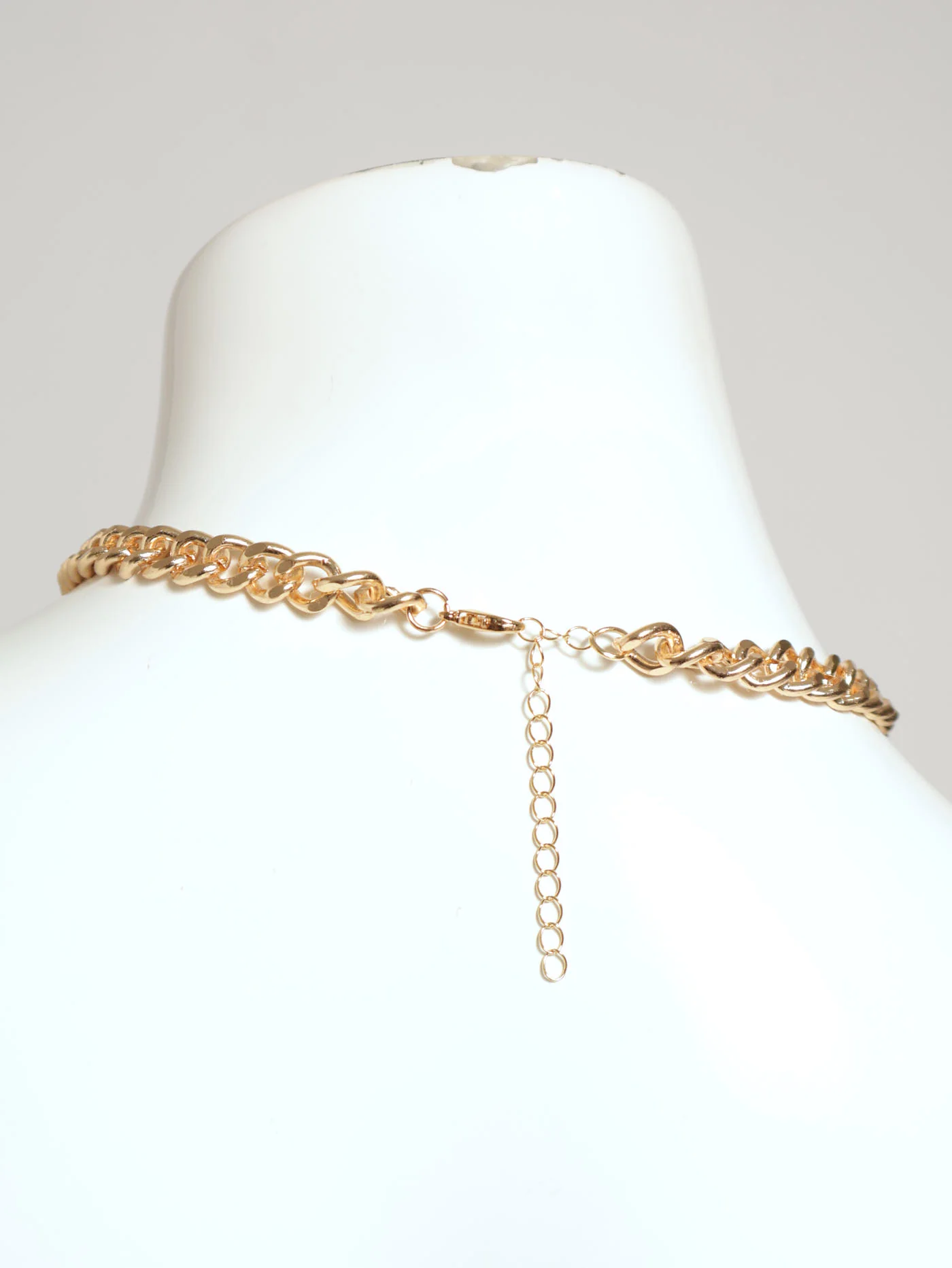 Matte Heart Single Necklace - Gold - Image 3