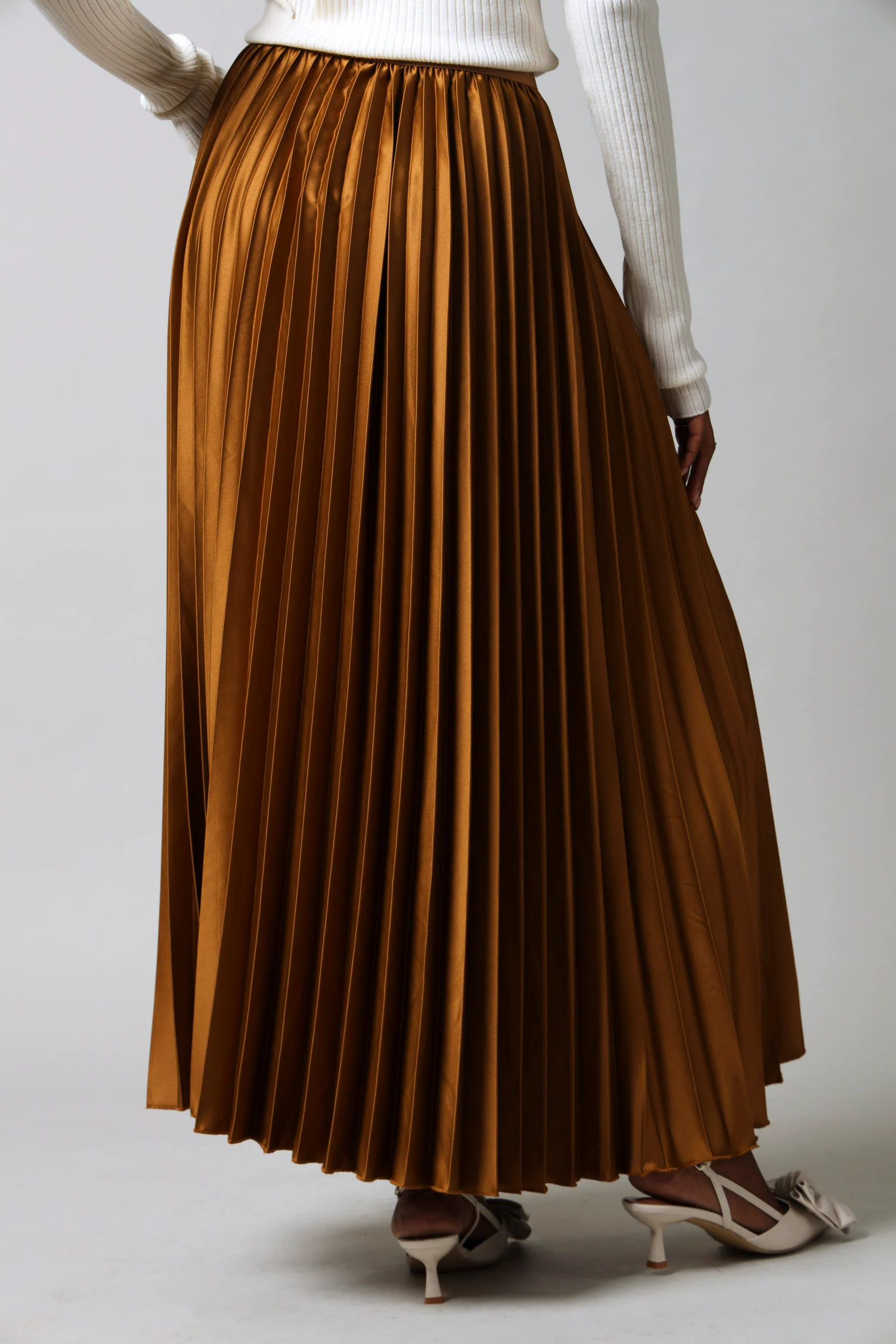 Maxi Elasticated Pleated Skirt - Gold - Image 3
