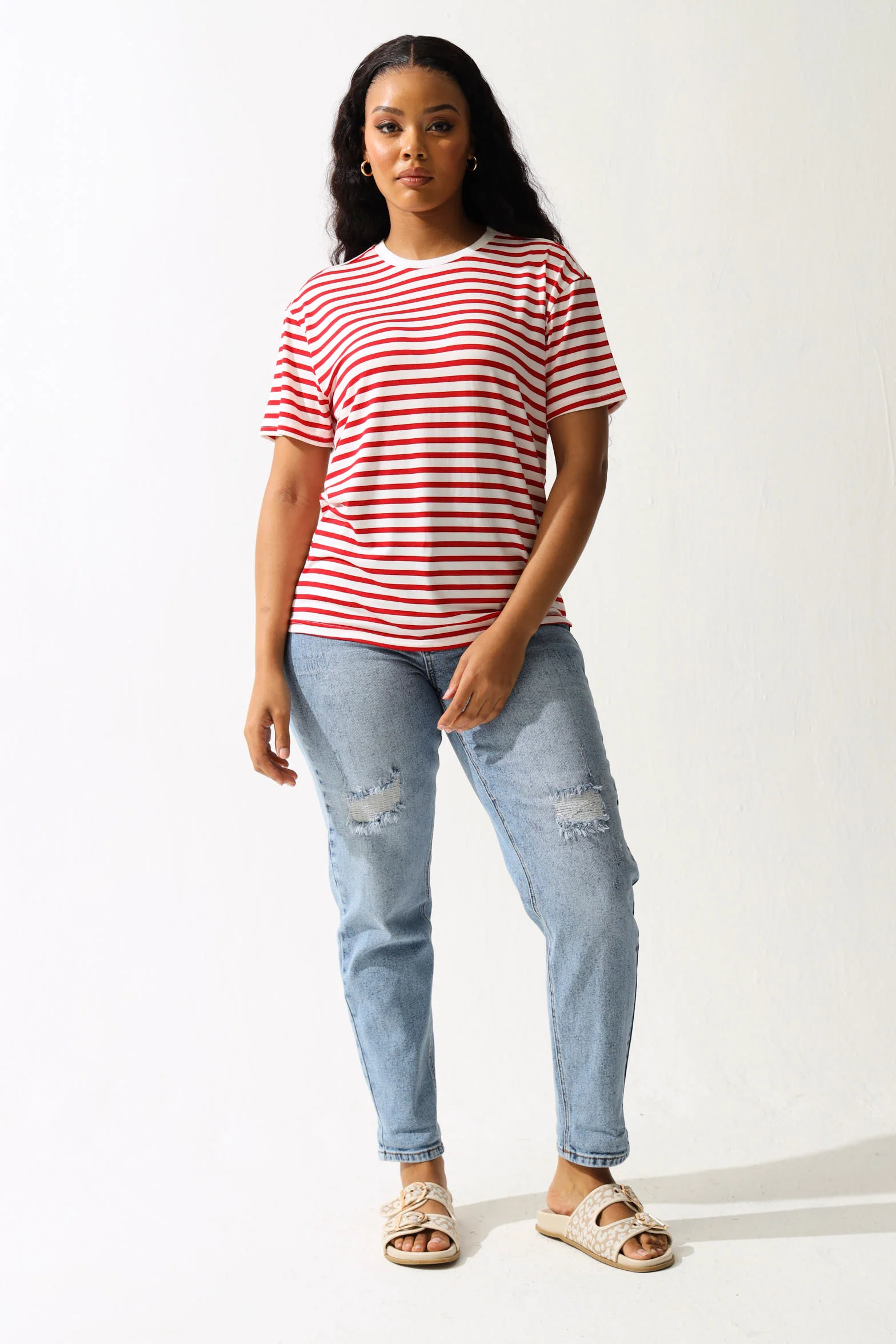 Mended Patch Roll Hem Tapered Mom Jean - Stonewash - Image 5