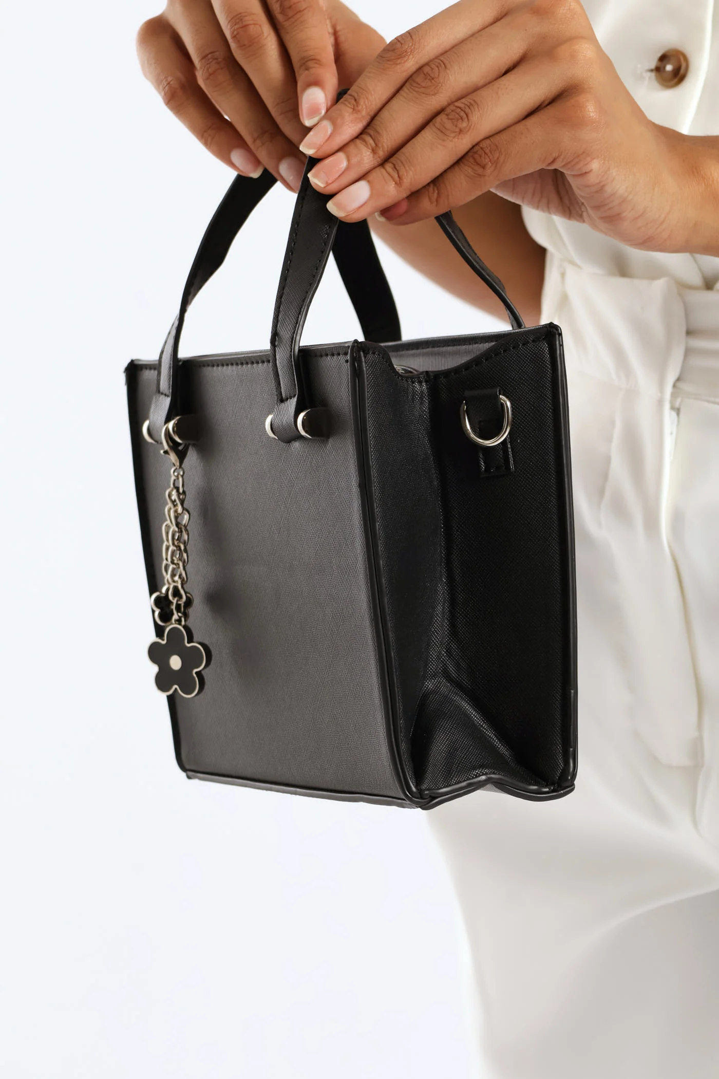 Metal Bar Perspex Flower Charm Tote Bag - Black - Image 4