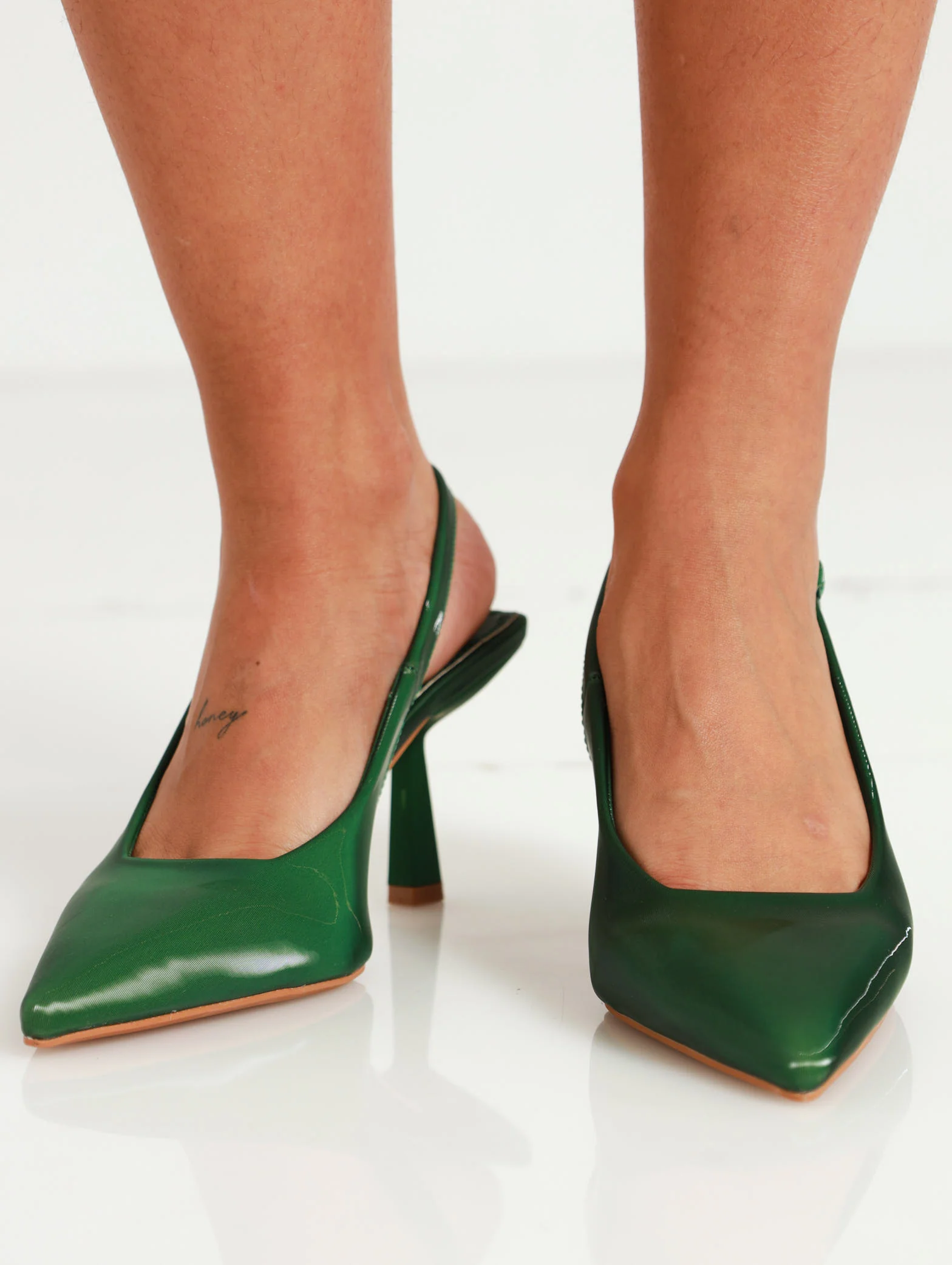 Mid Shaped Stiletto Textured PVC Court Heel - Image 2
