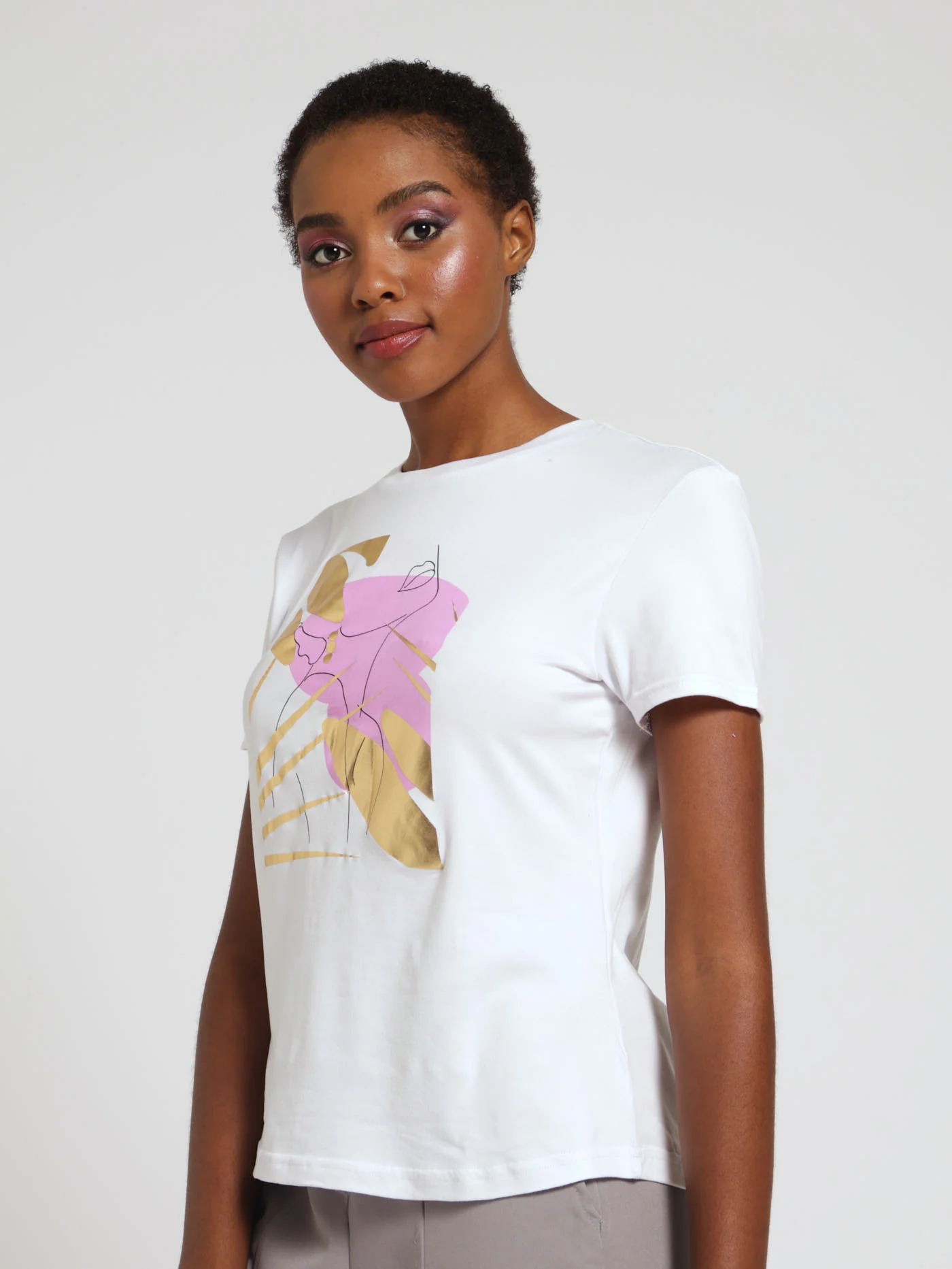 Minimal Earring Tee - White - Image 2