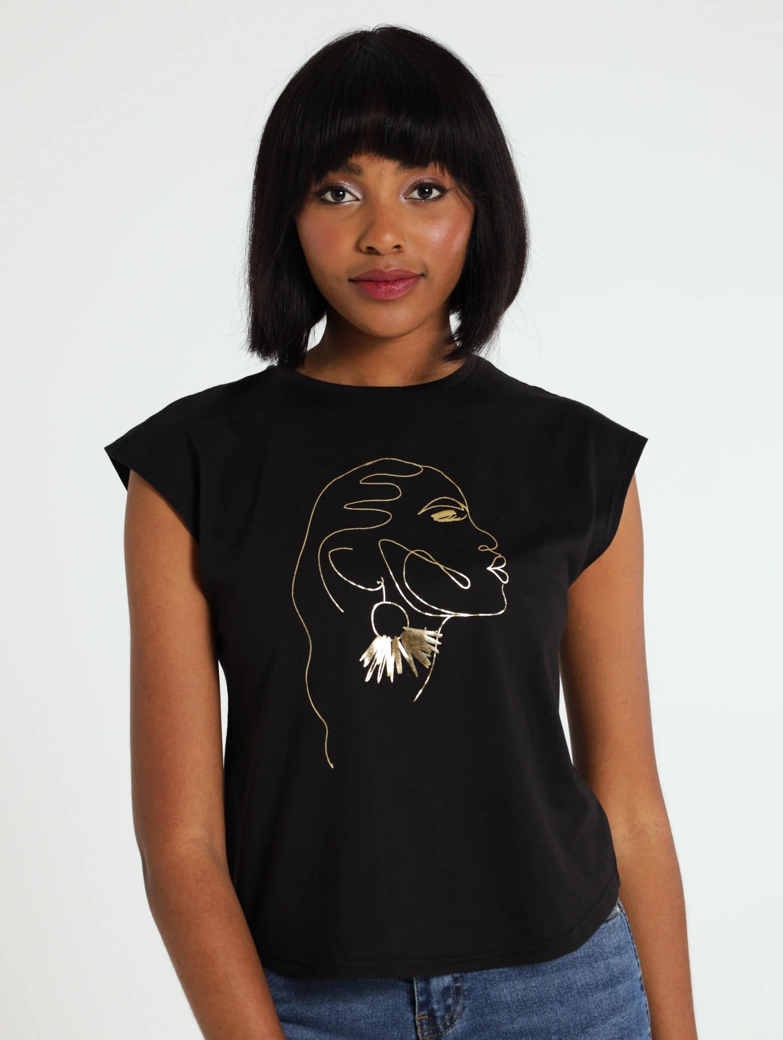 Minimalist Face Tee