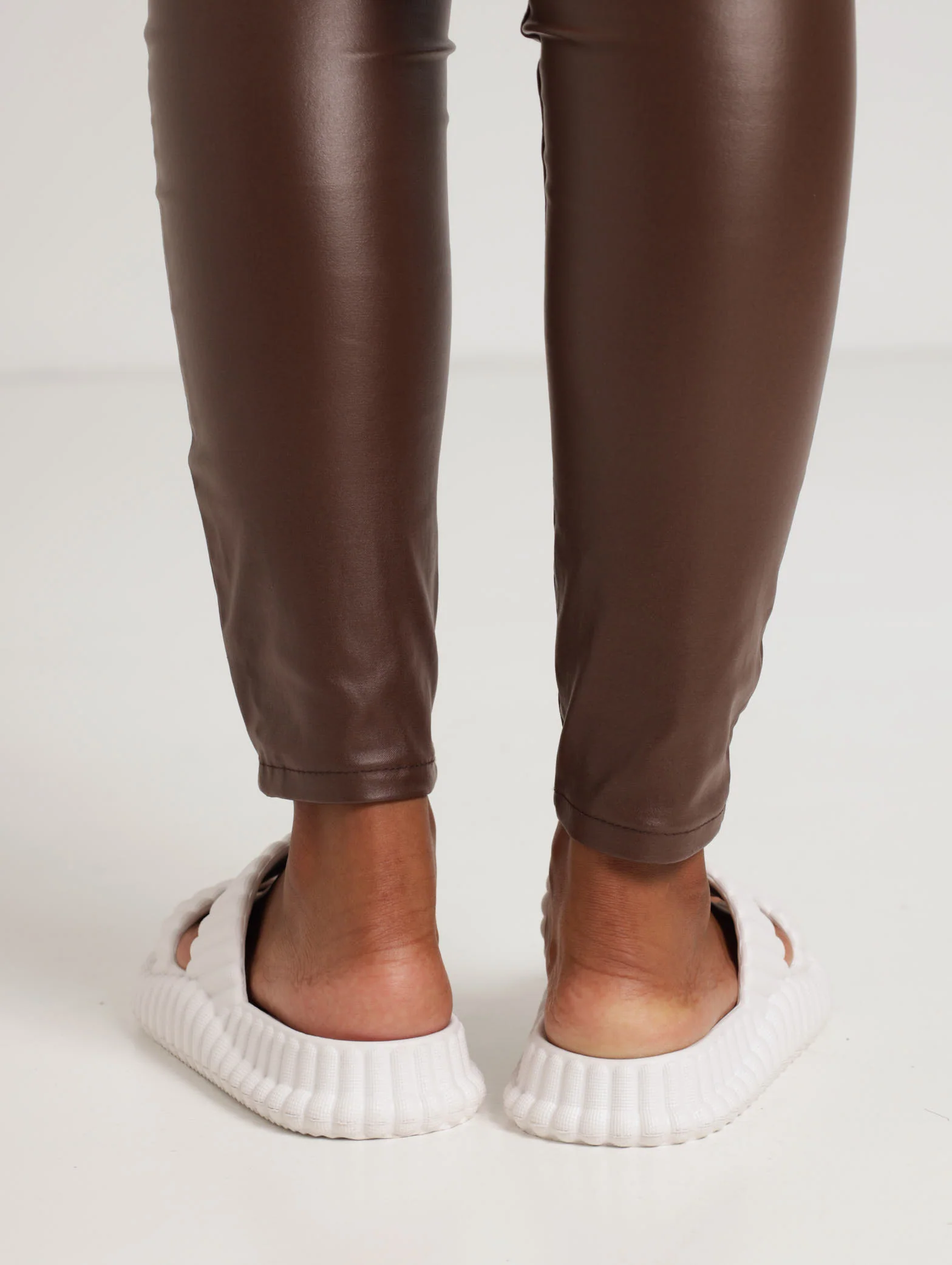 Moulded Chunky Double Strap Ribbed Mule Sandal - White - Image 3