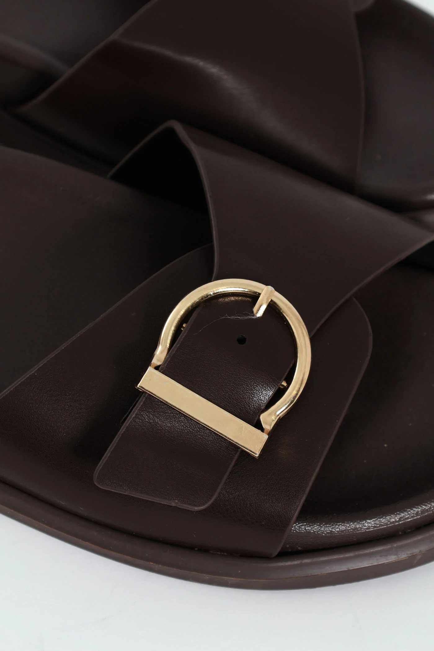 Moulded Flatform One Strap Buckle Mule Sandal - Chocolate - Image 4