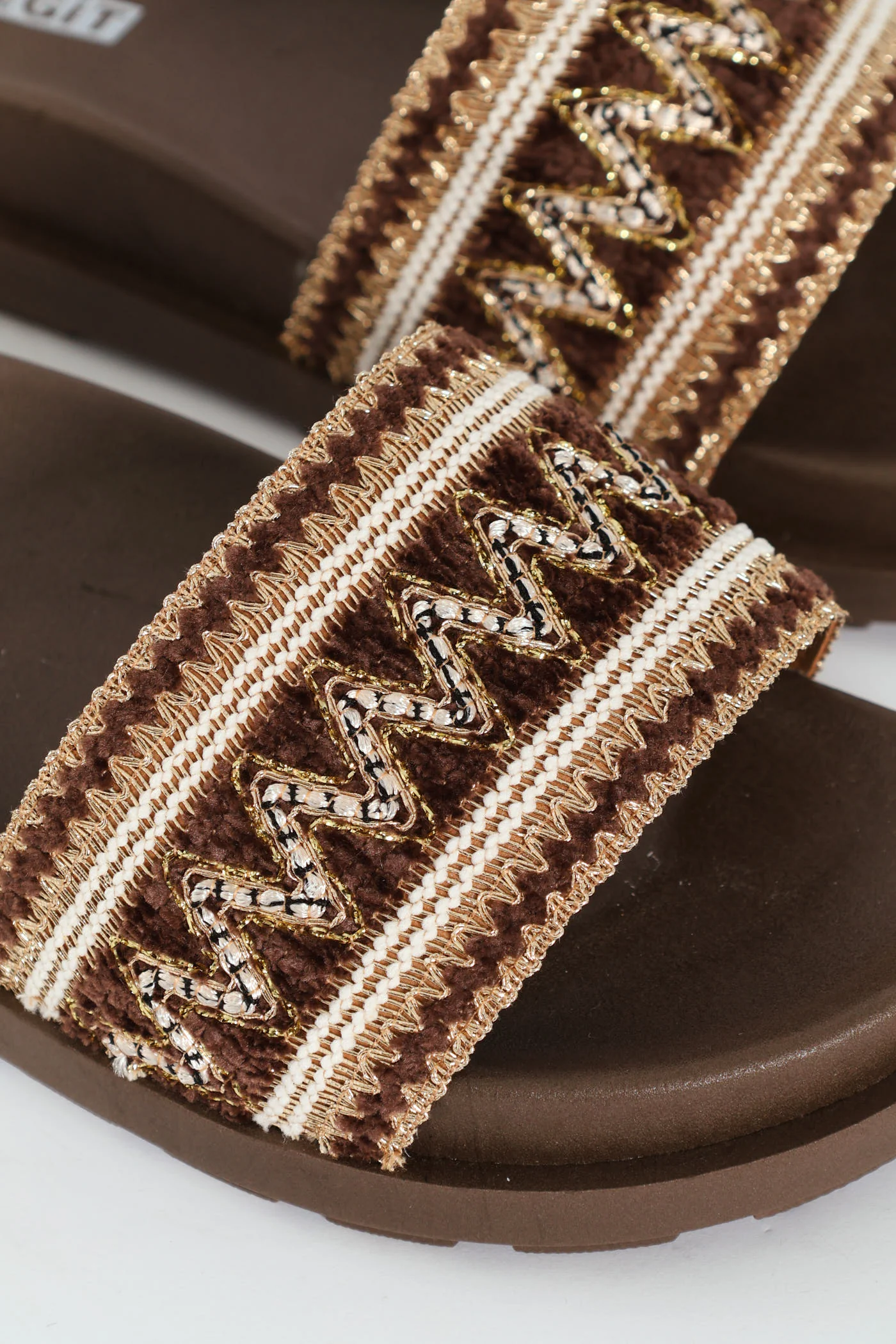 Moulded Woven One Strap Mule Sandal - Chocolate - Image 4