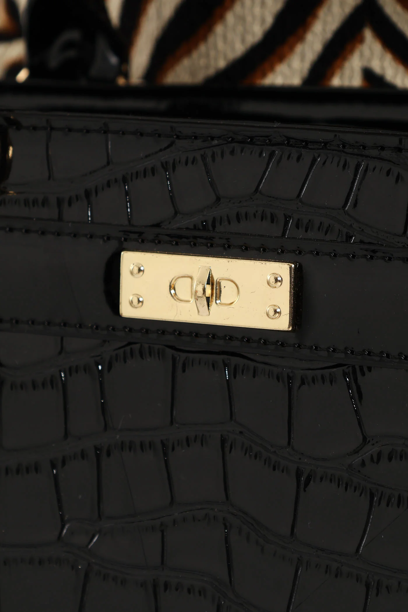 Multi Charm Detail Tote Bag - Black - Image 4