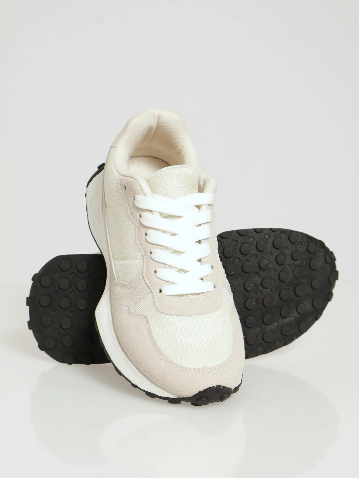 Multi Paneled Sportlook Sneaker - Sand