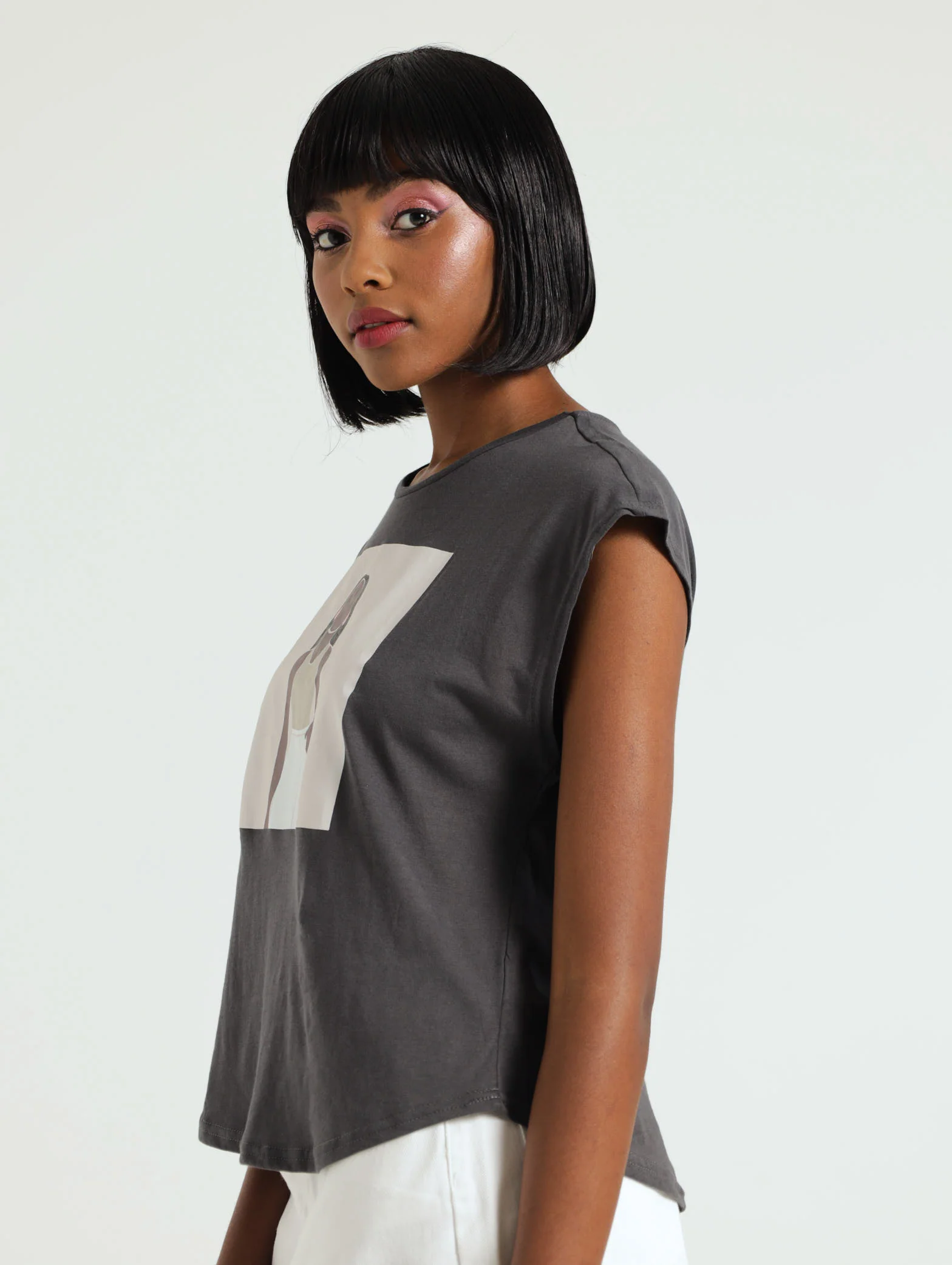 Neutral Illustration Tee - Grey - Image 3