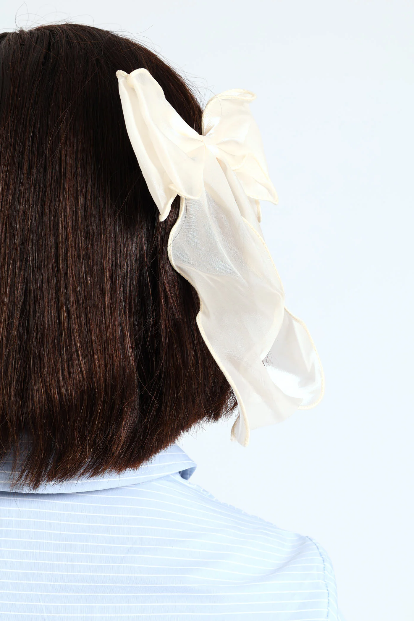 Oraganza Bow Clip - Cream - Image 3