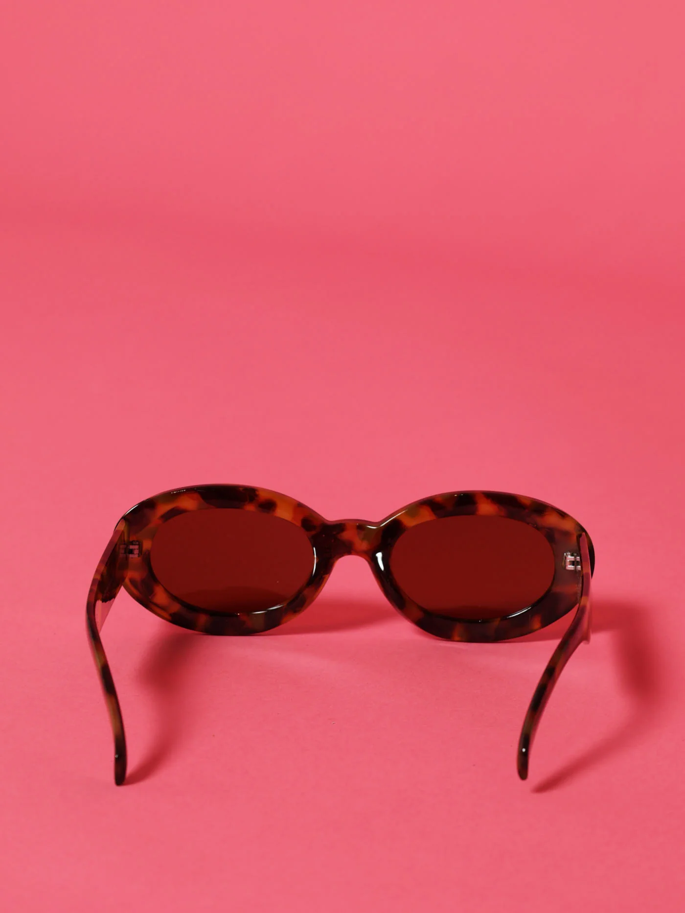 Oval Statement Sunglasses - Brown - Image 4