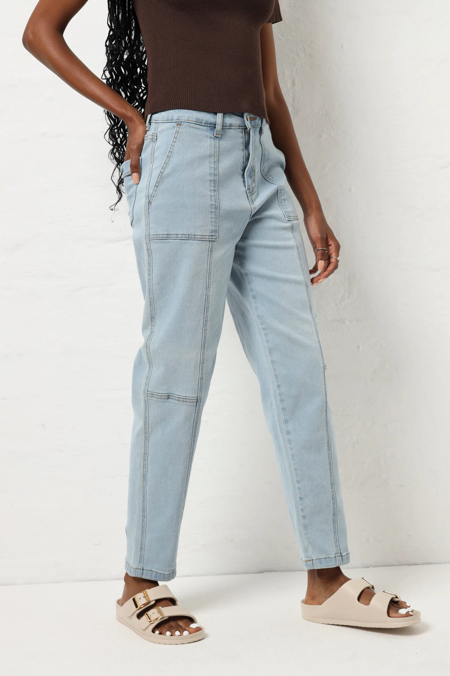 Panelled Slim Leg Jean - Light Wash - Image 3