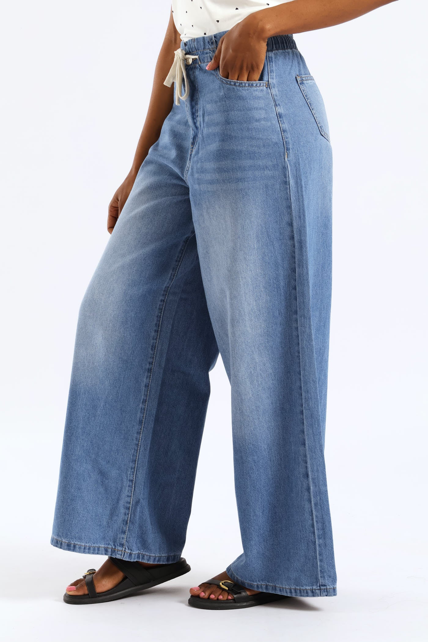 Paperbag Drawcord Wide Leg Jean - Medium Wash - Image 3