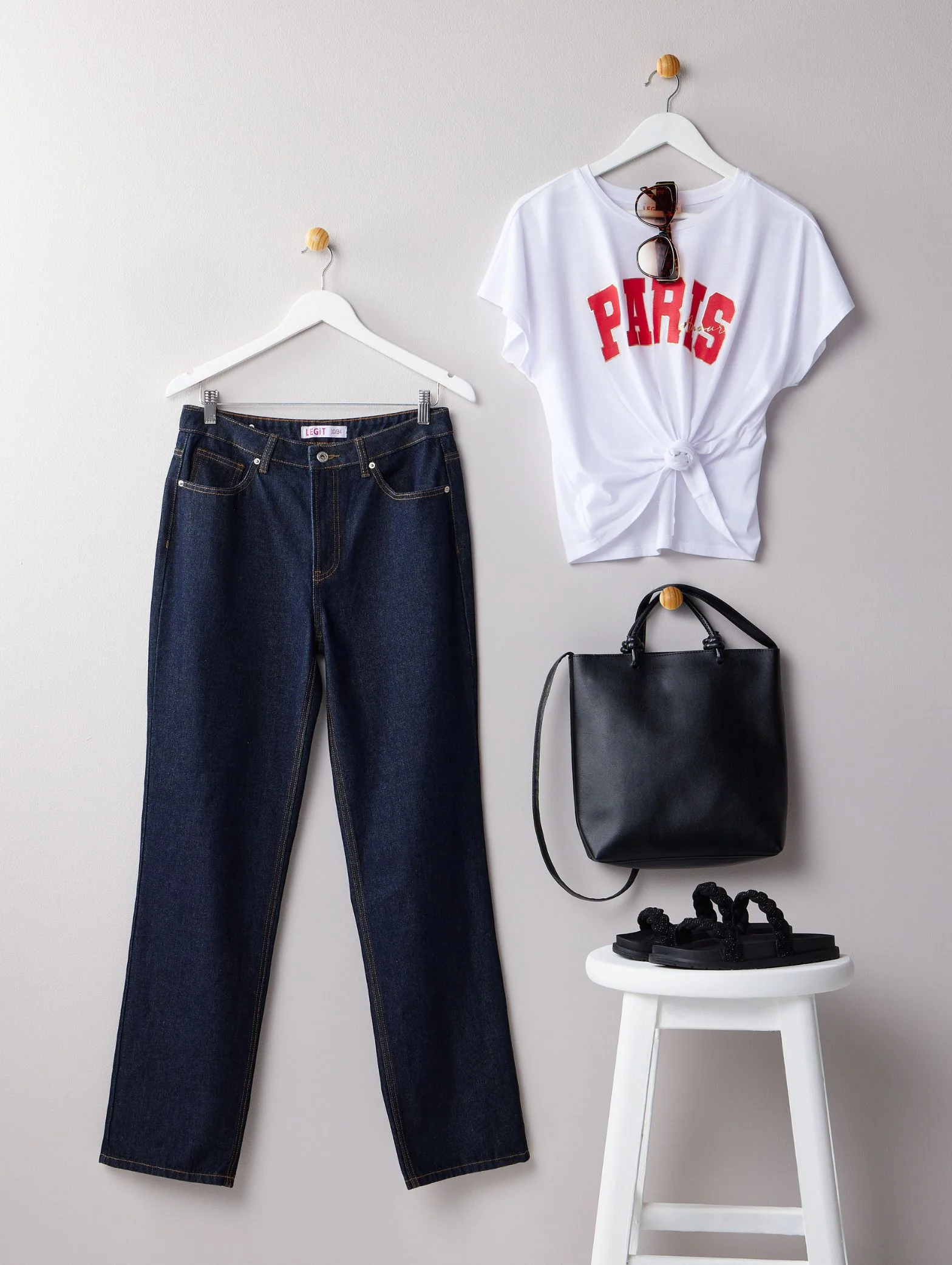Paris Amour Slogan Tee - White - Image 4