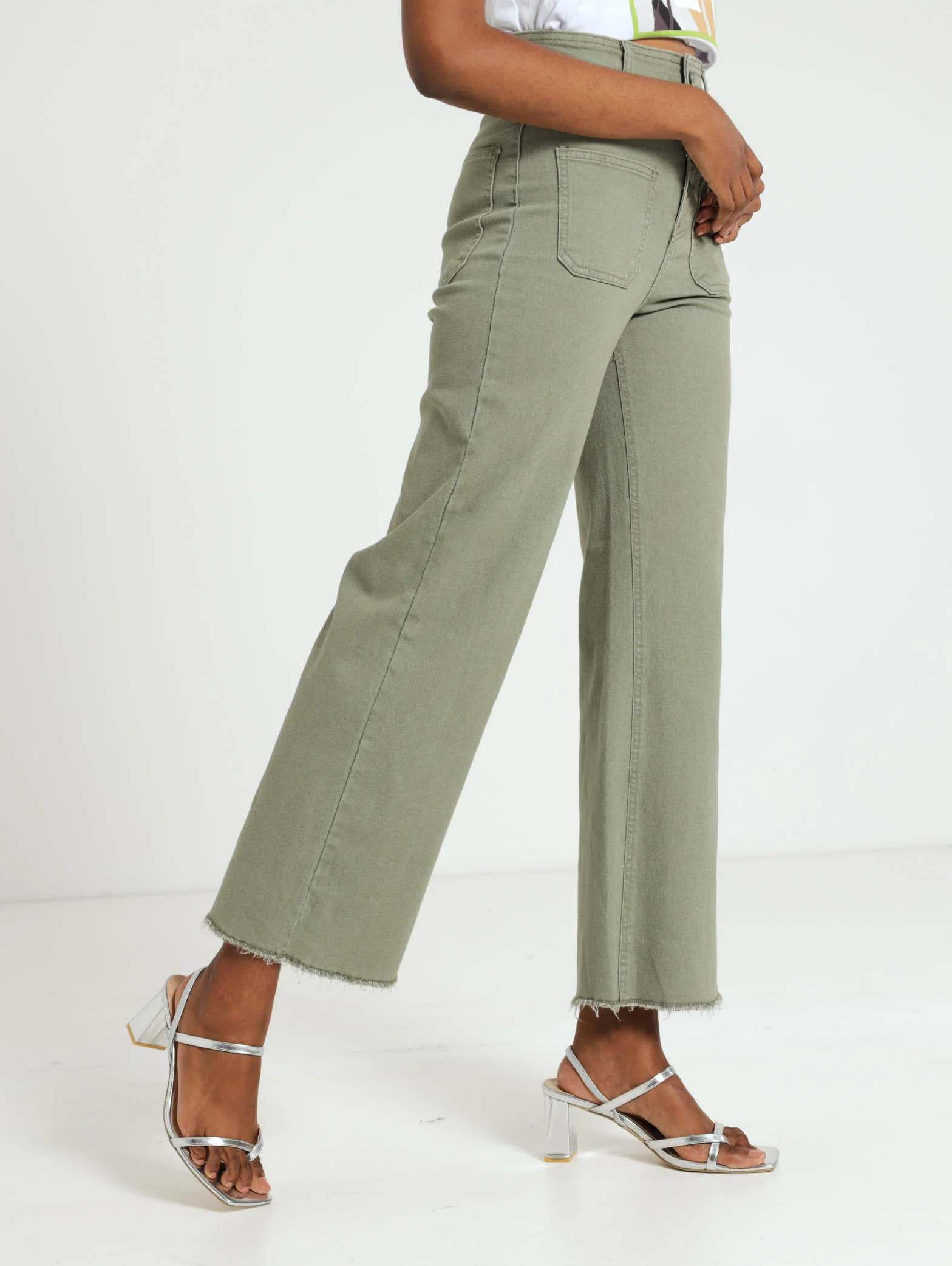 Patch Pocket Button Fly Wideleg Jean - Image 2