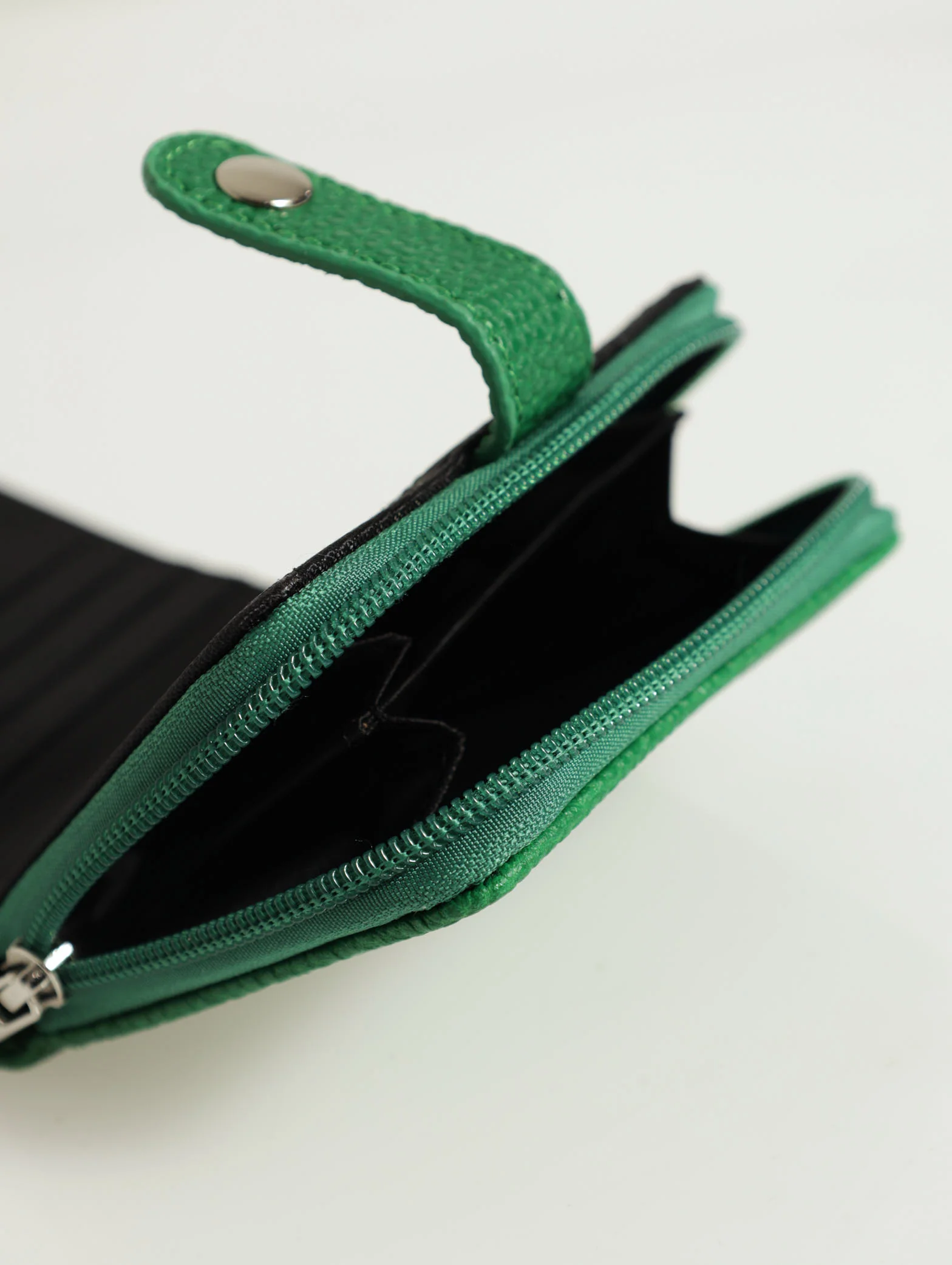 Pebble Pu Multifunction Purse - Image 5