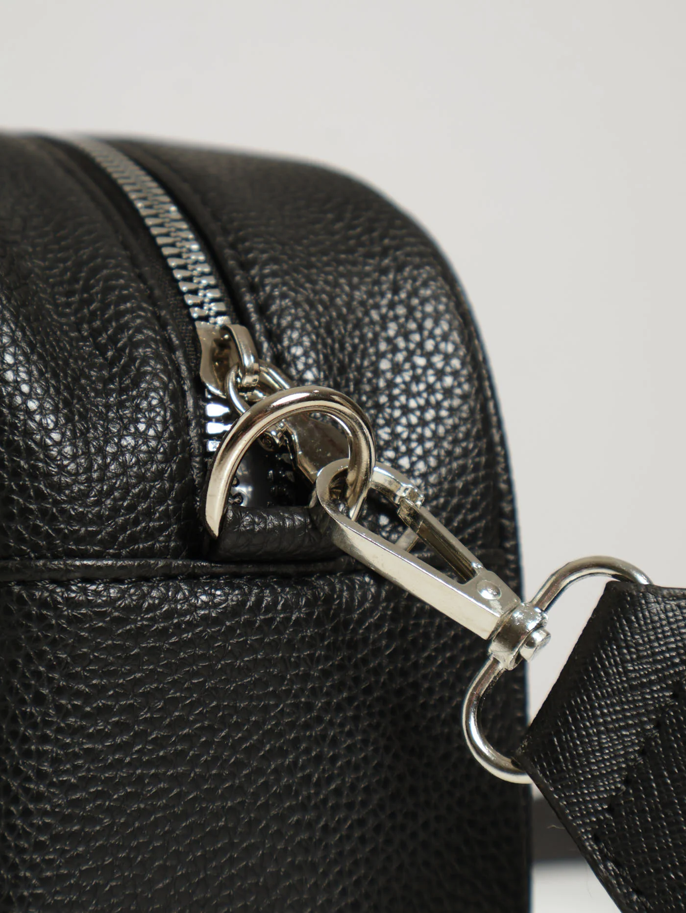 Pebbled Messenger Bag - Black - Image 4