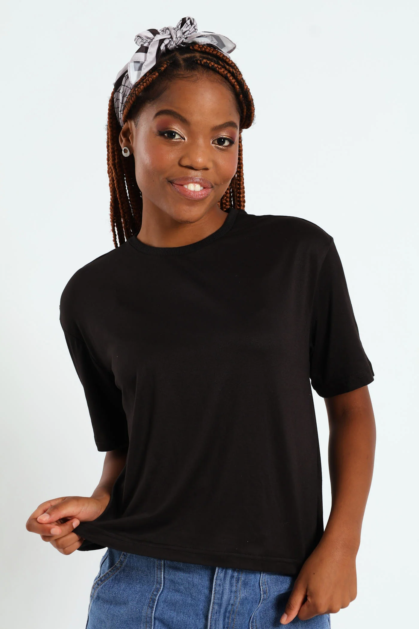 Plain Tee With Ribb Neck - Black
