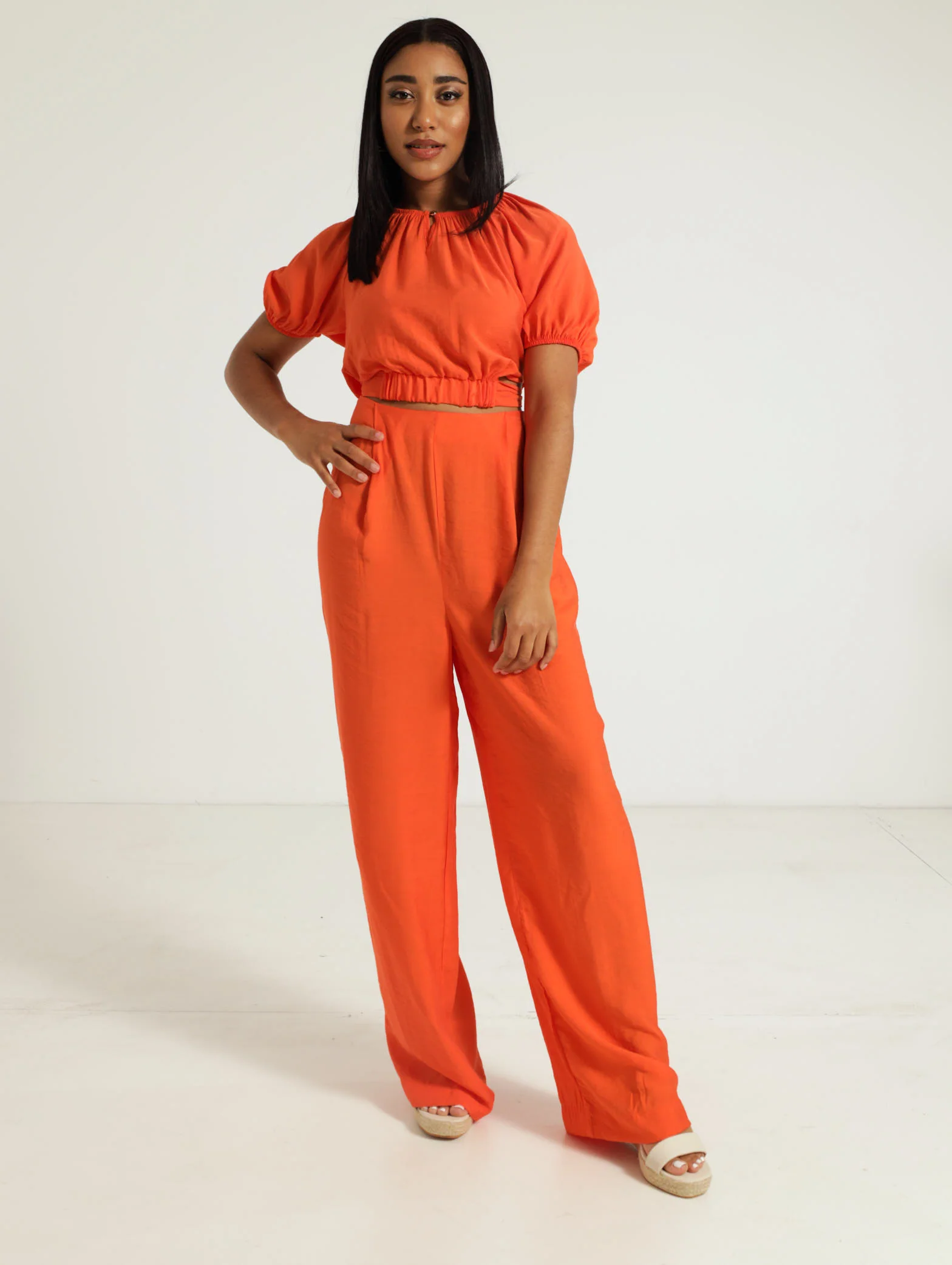 Pleat Wideleg Woven Pants - Image 4