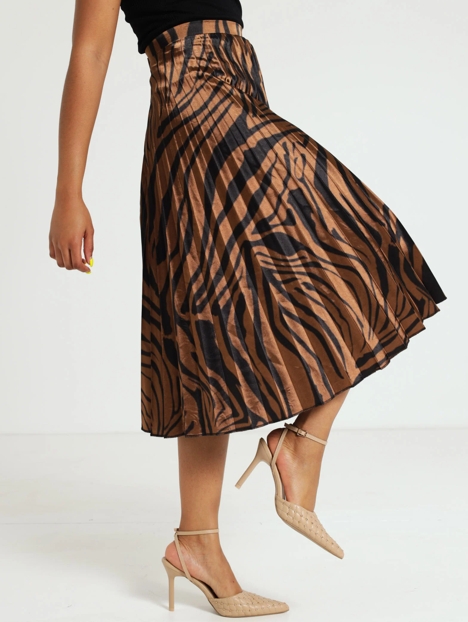 Pleated Animal Print Satin Skirt - Image 2