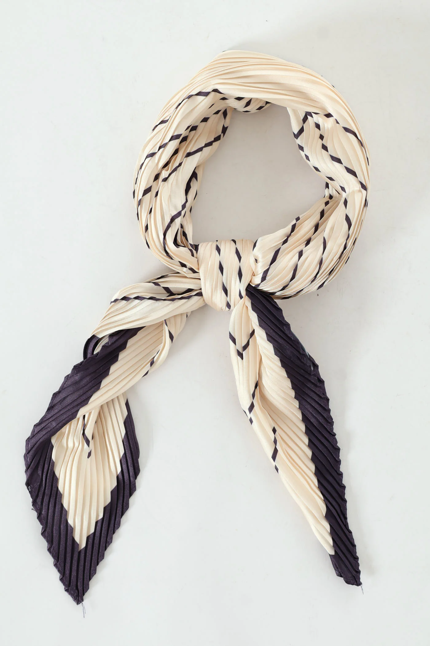 Pleated Geo Print Satin Scarf - Cream