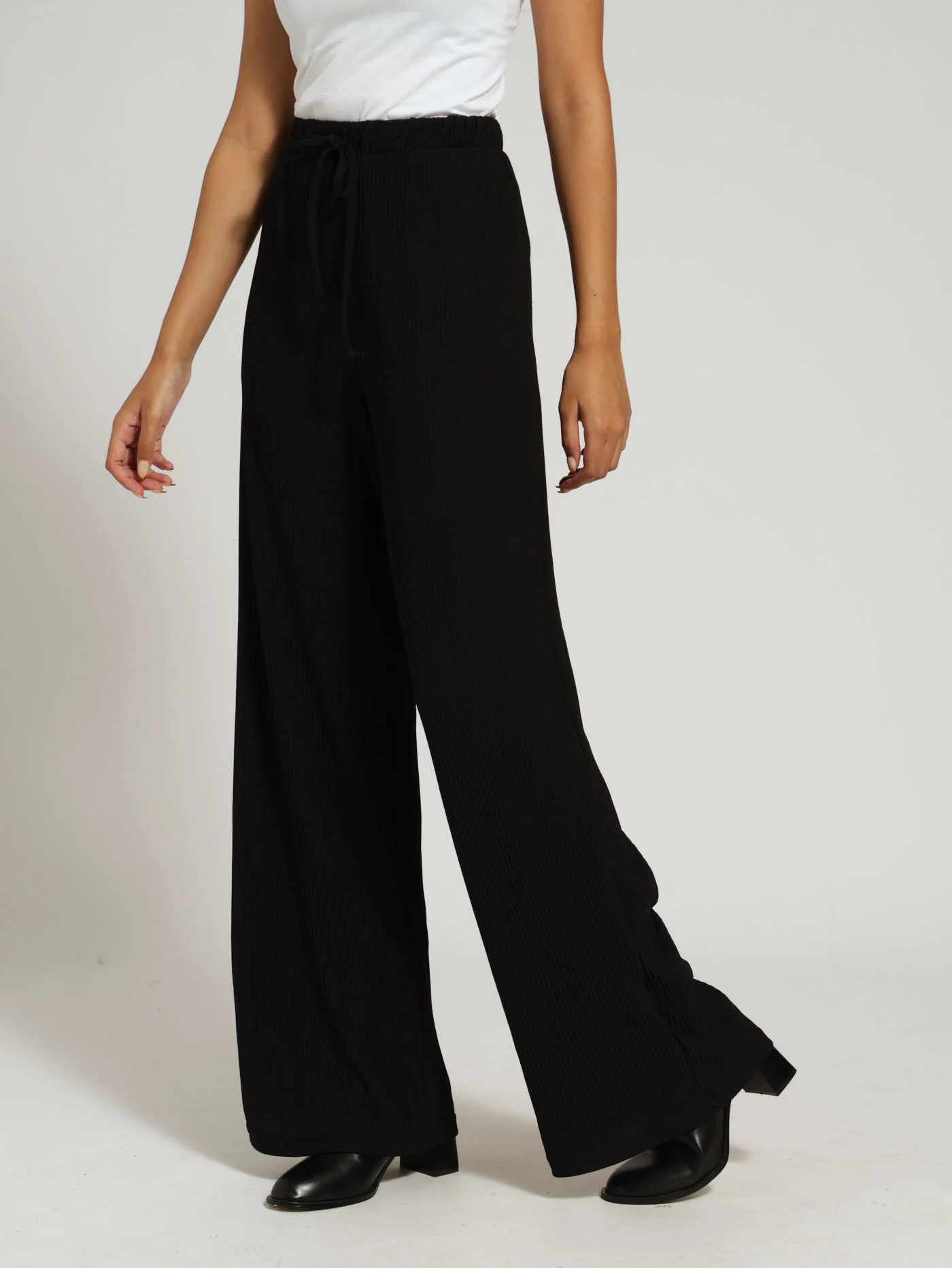 Pleated Knit Wideleg Pants - Black - Image 2