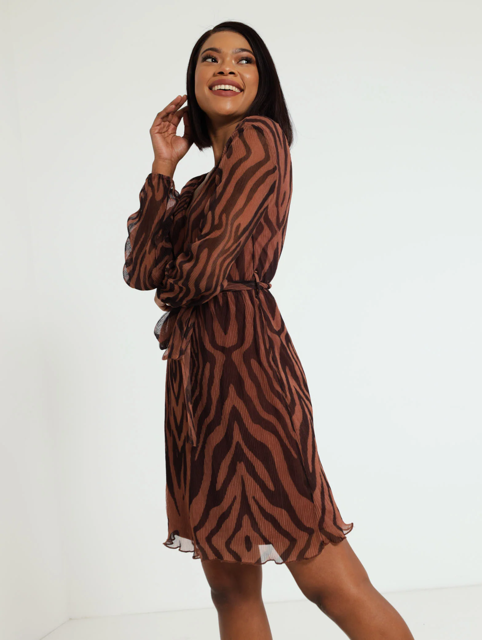 Pleated Mesh Waist Tie Dress - Image 2
