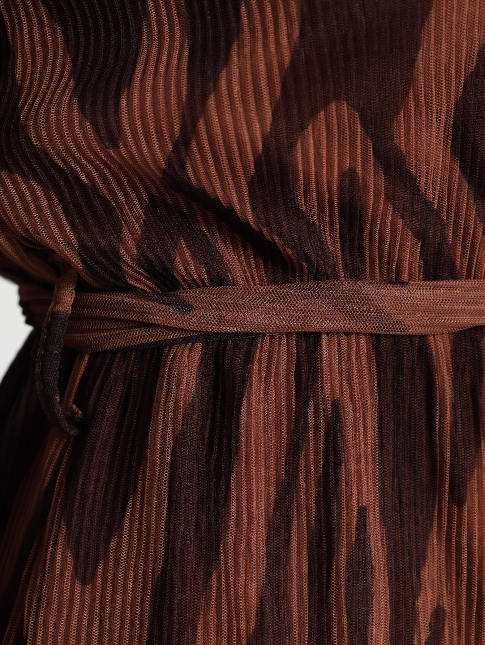 Pleated Mesh Waist Tie Dress - Image 4