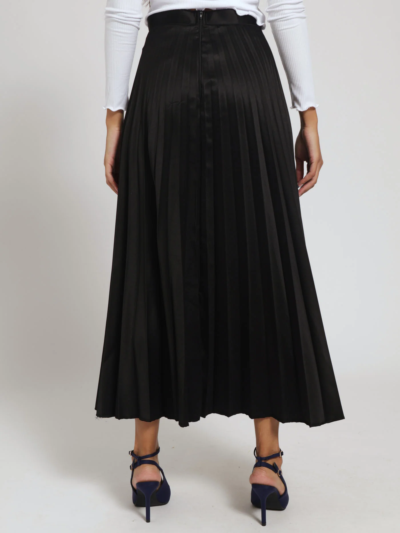 Pleated Skirt - Black - Image 3