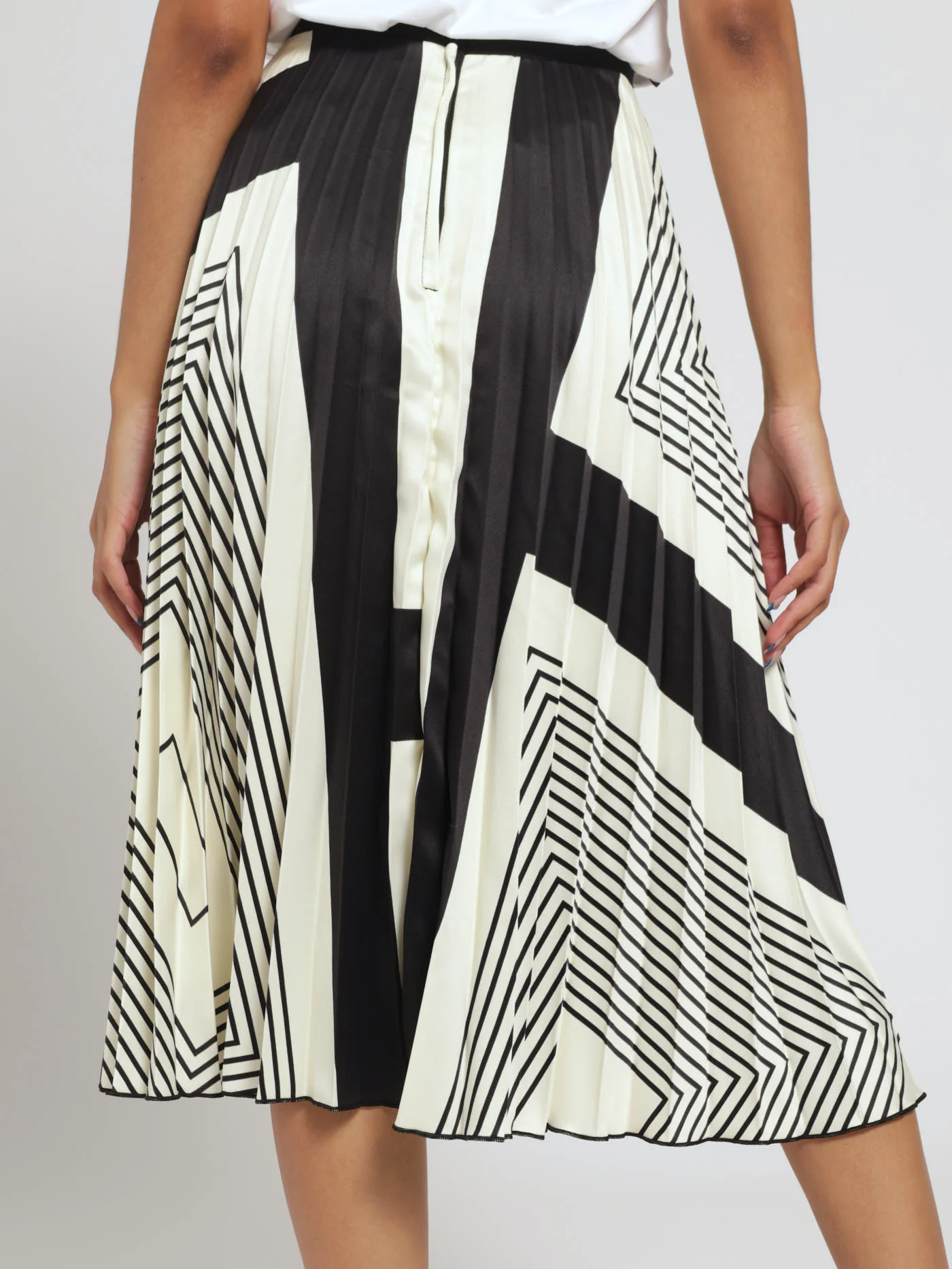 Pleated Skirt - Black/Cream - Image 3