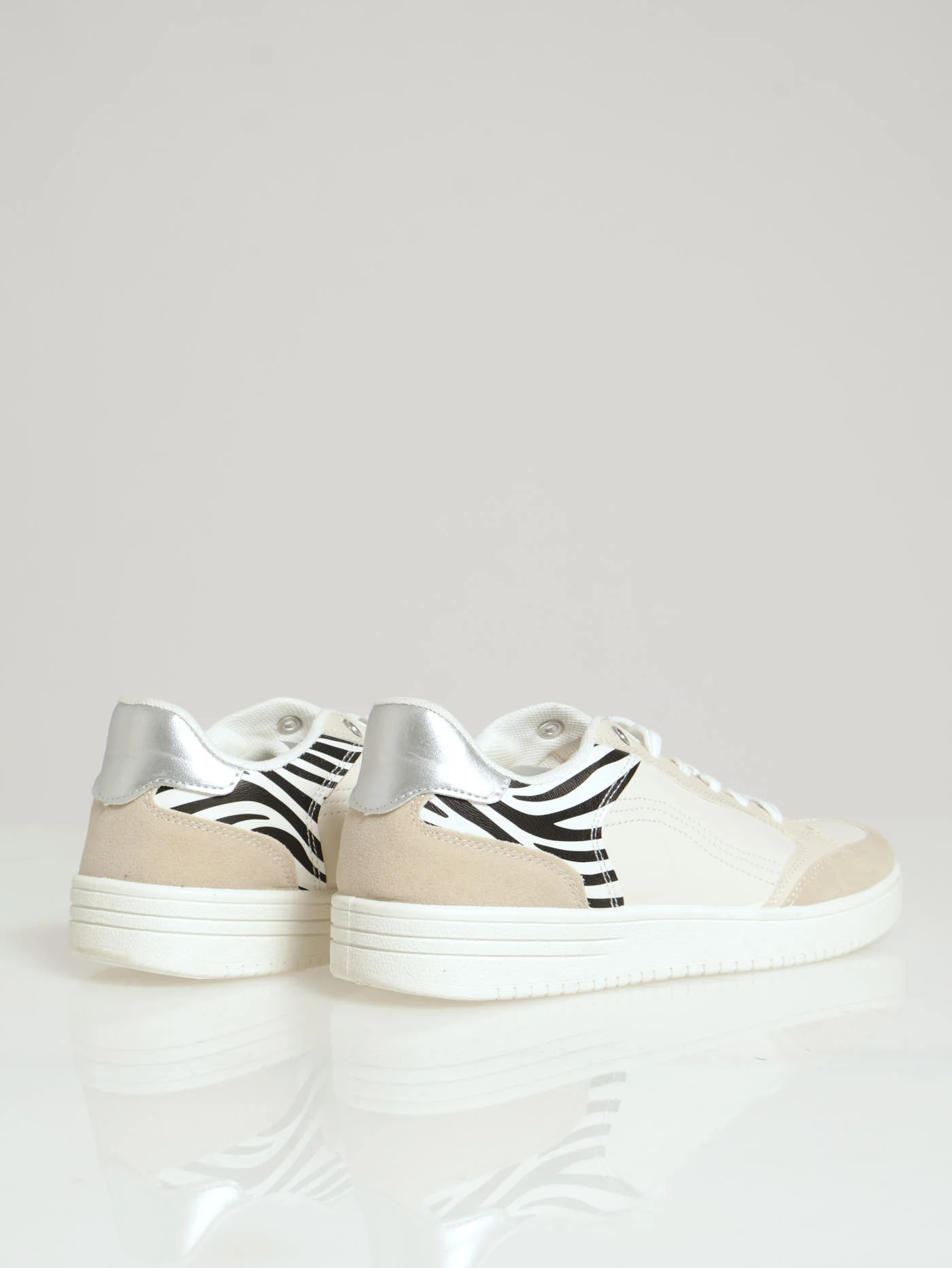 Plim Sneaker With Zebra Print Counter - White - Image 3