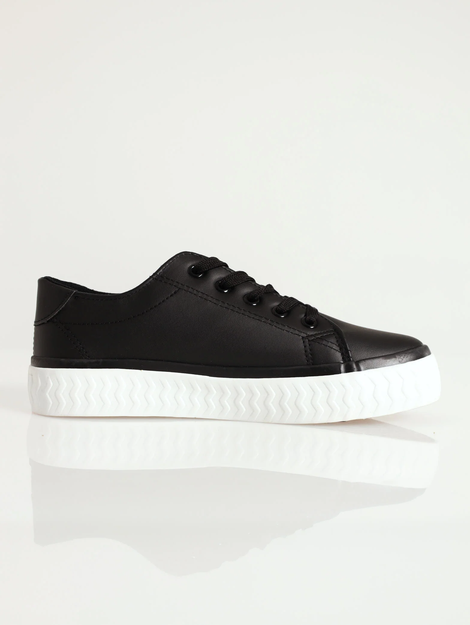 Plim Sole With Side Wall Texture Sneaker - Image 2