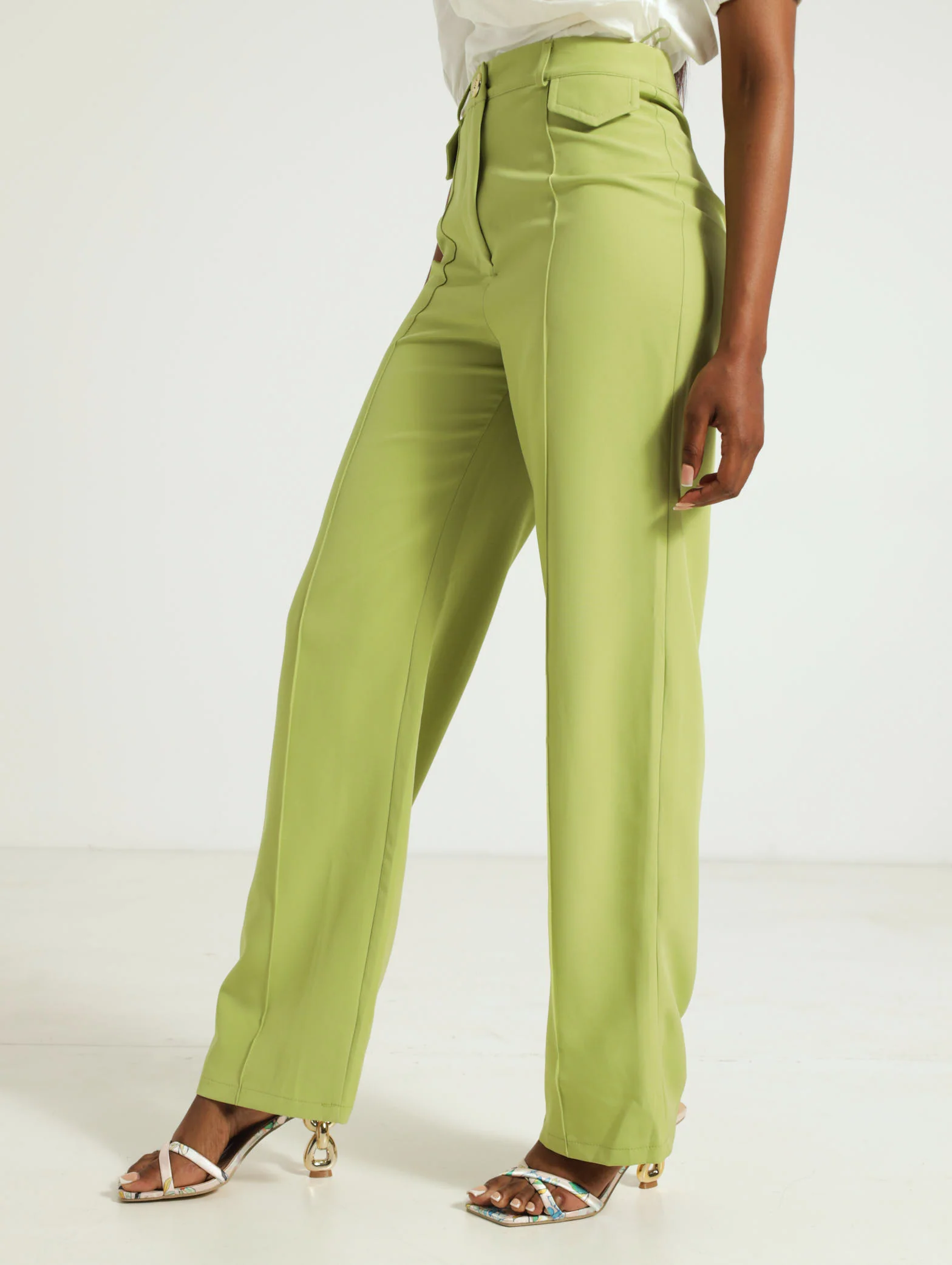 Pocket Flap Detail Wideleg Pants - Image 2