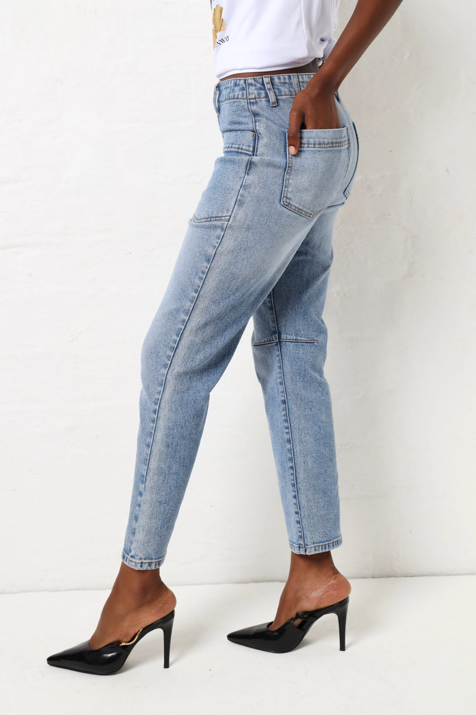 Pocket Front Straight Leg Jean - Stonewash - Image 2