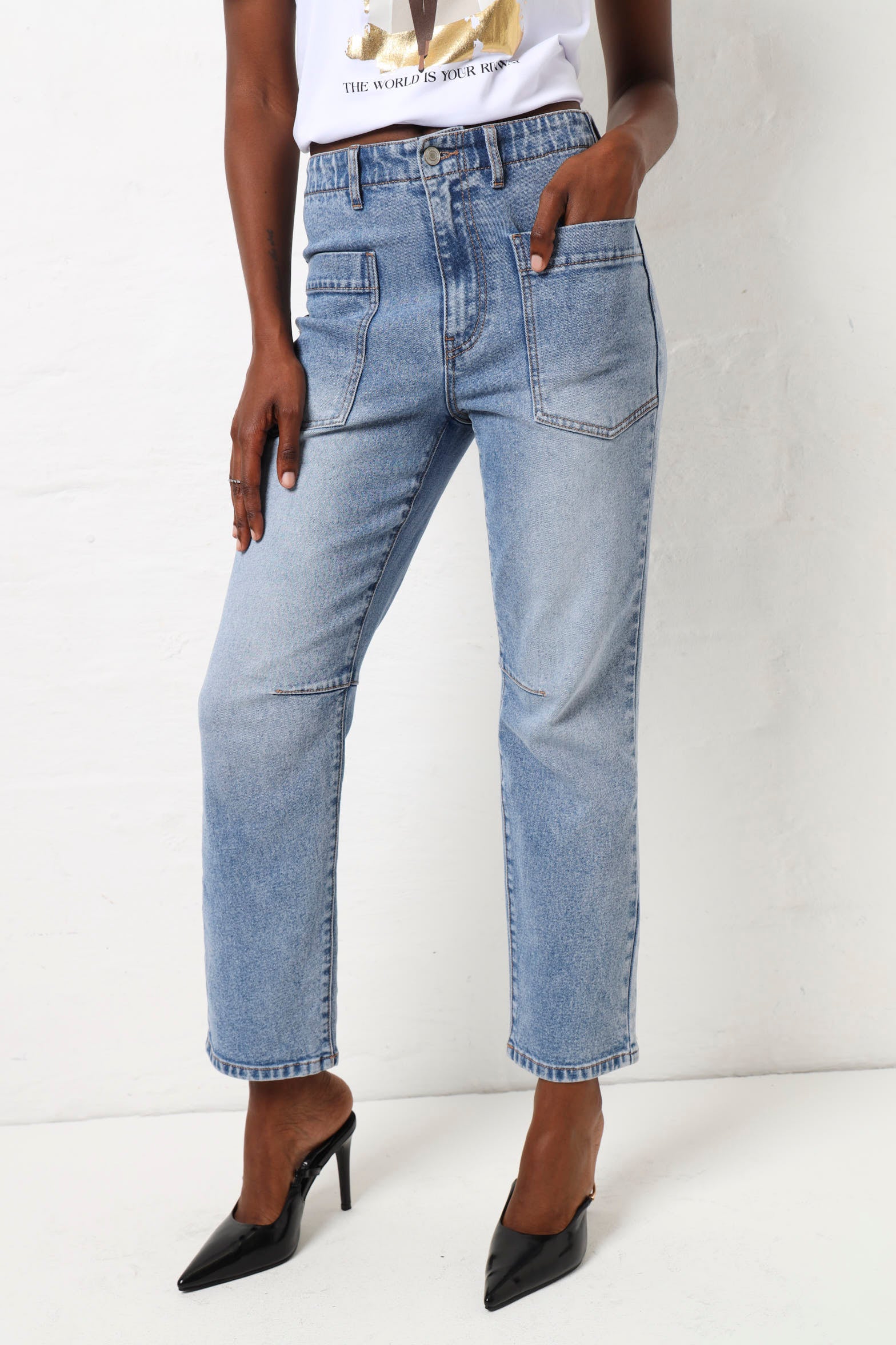 Pocket Front Straight Leg Jean - Stonewash - Image 6