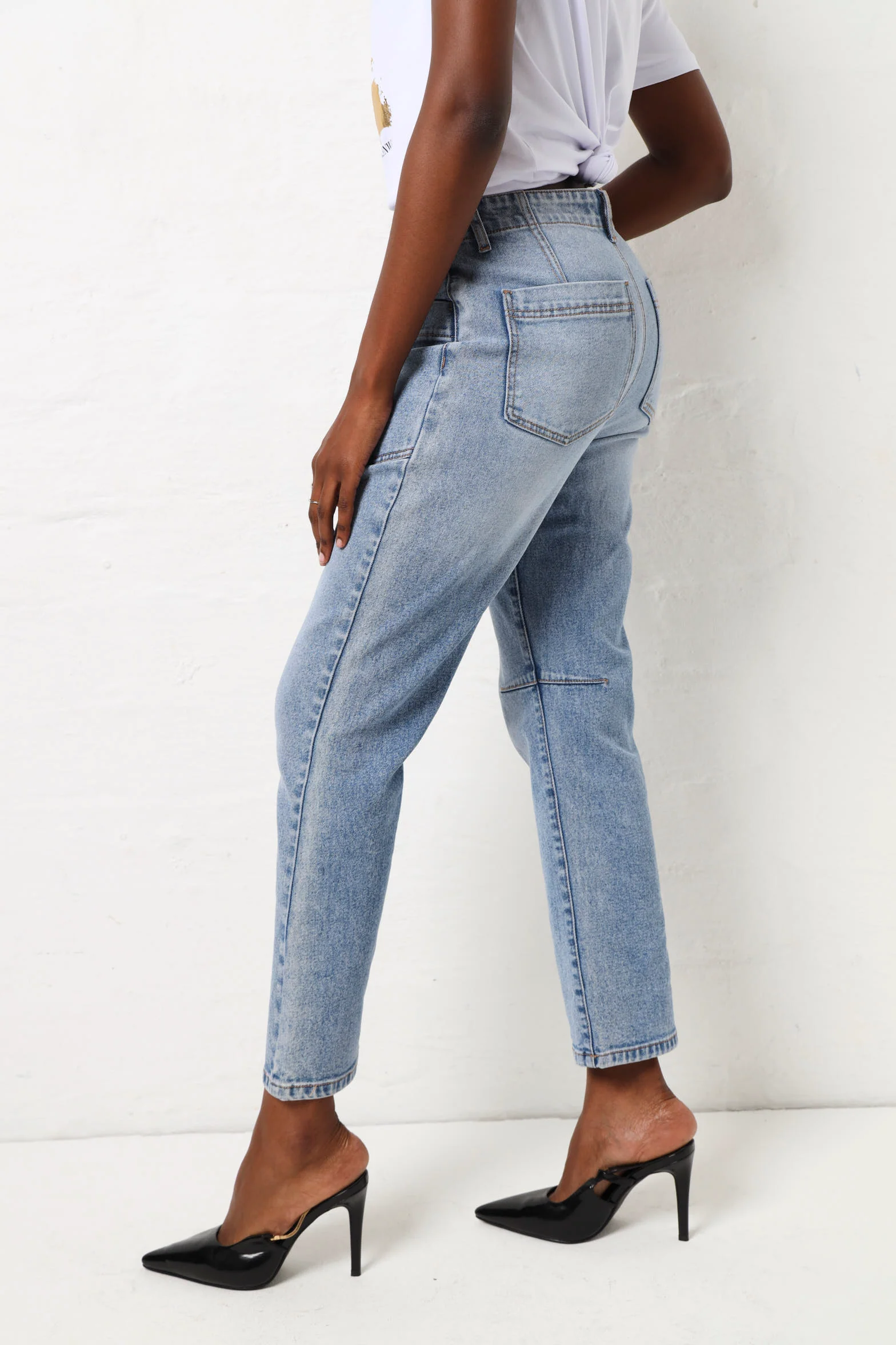 Pocket Front Straight Leg Jean - Stonewash - Image 7