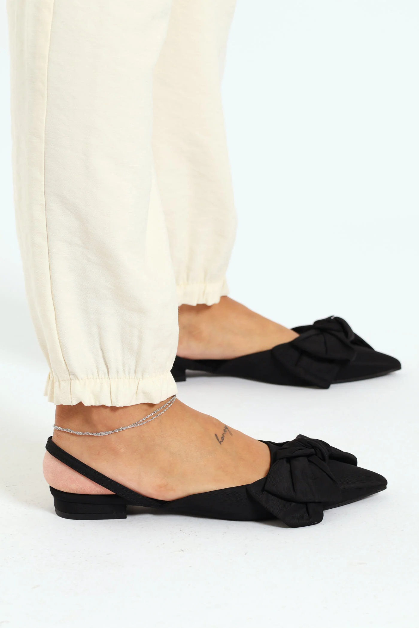 Pointy Fabric Slingback Pump With Fabric Bow - Black - Image 2