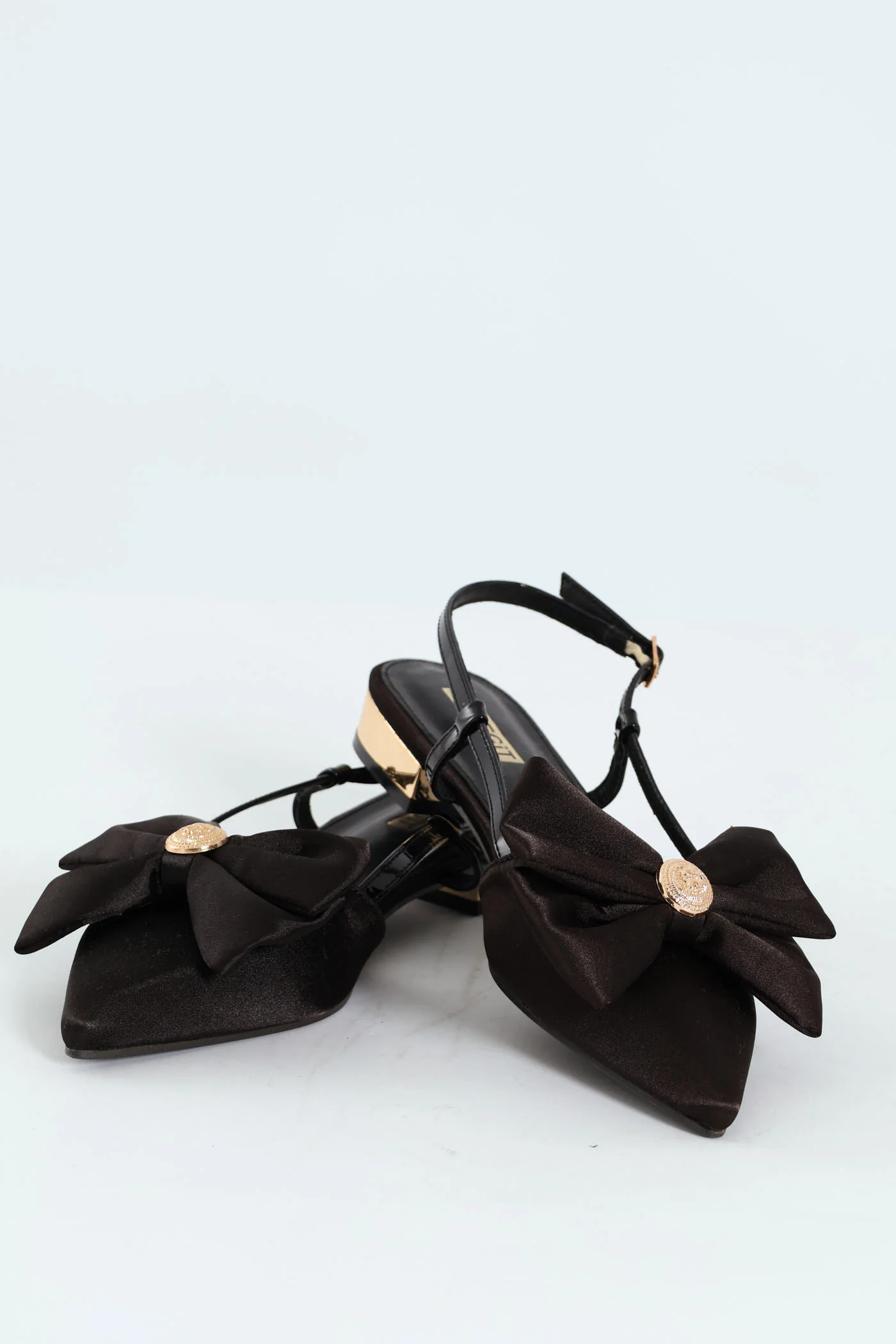 Pointy Pump Slingback Pump - Black