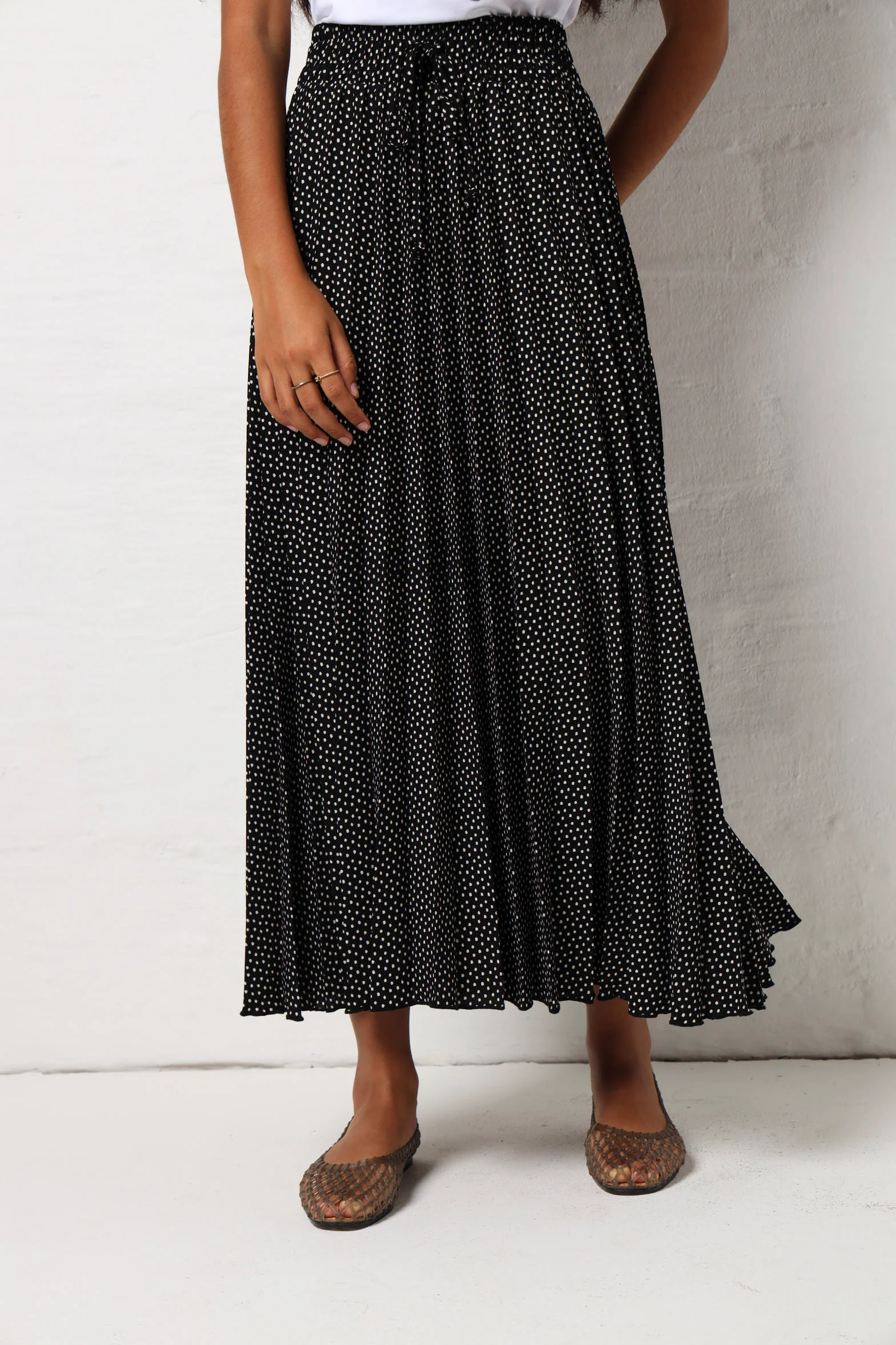 Polka Dot Elasticated Waist Pleated Maxi Skirt - Black/White