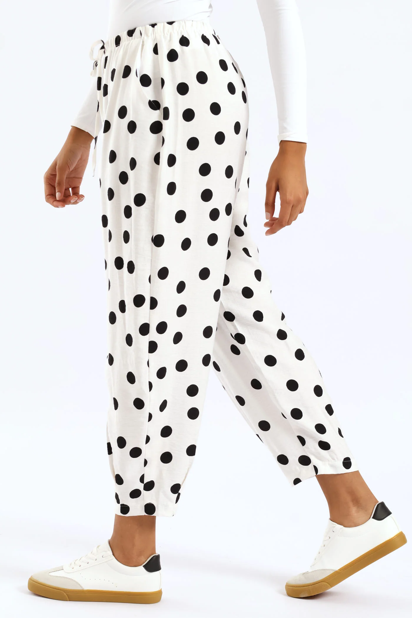 Polka Tapered Hem Drapey Pants - White/Black - Image 3