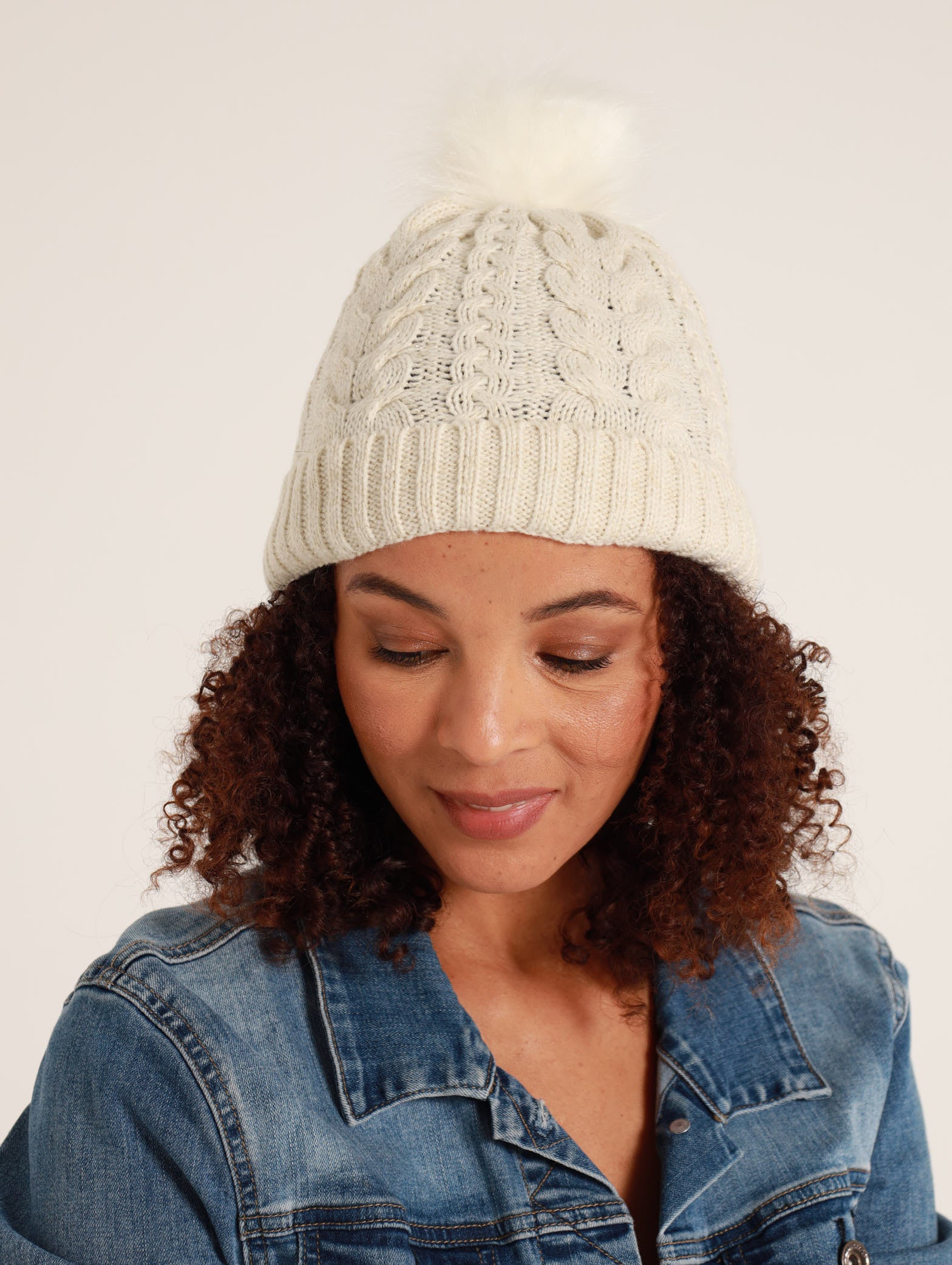 Pom Pom Lurex Beanie