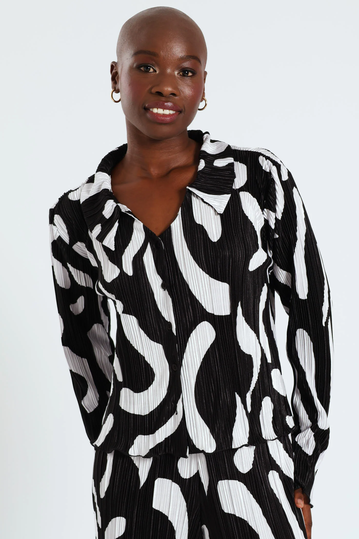 Printed Bodre Shirt - Black/White