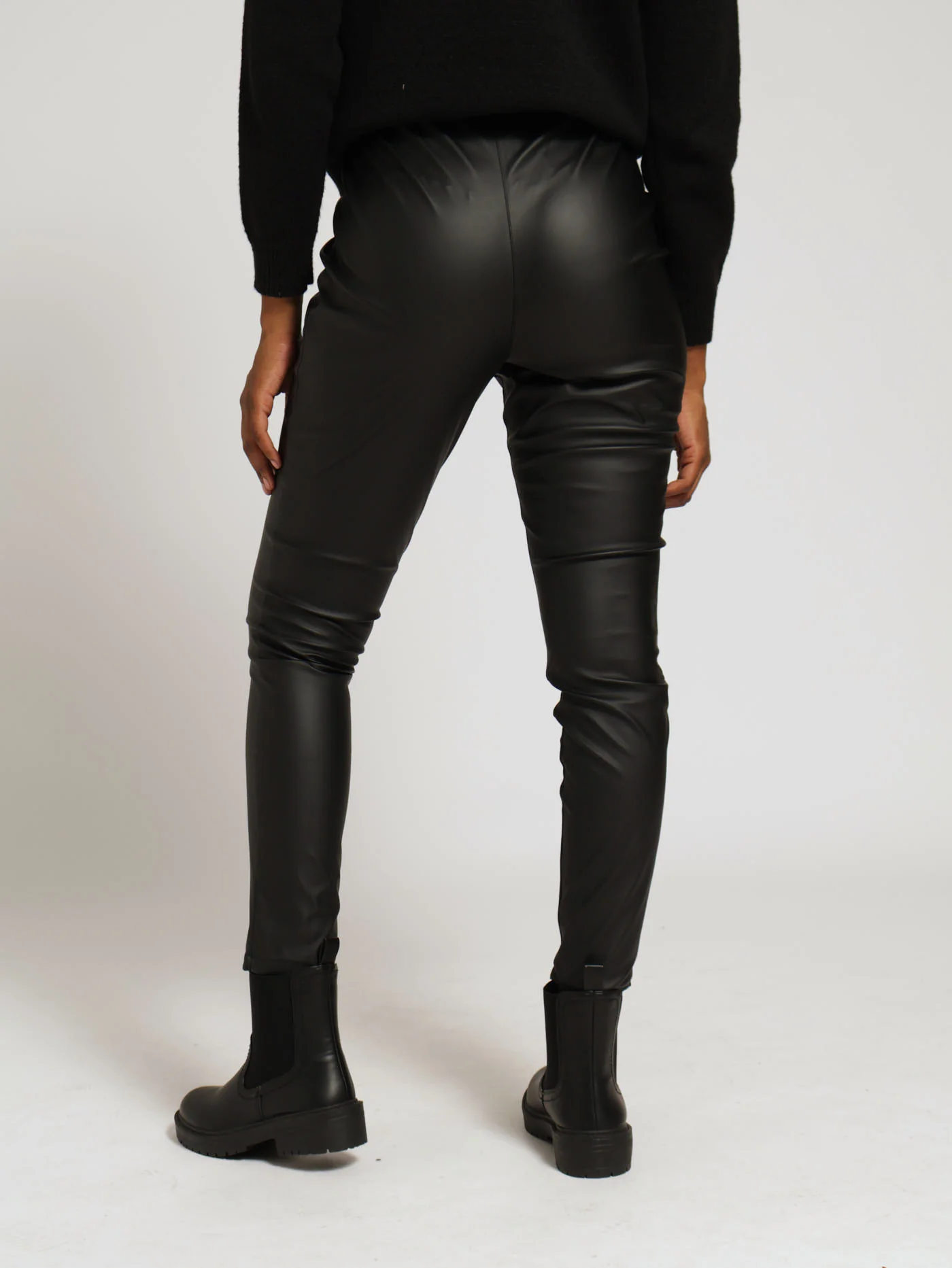 Pu Leggings - Black - Image 3