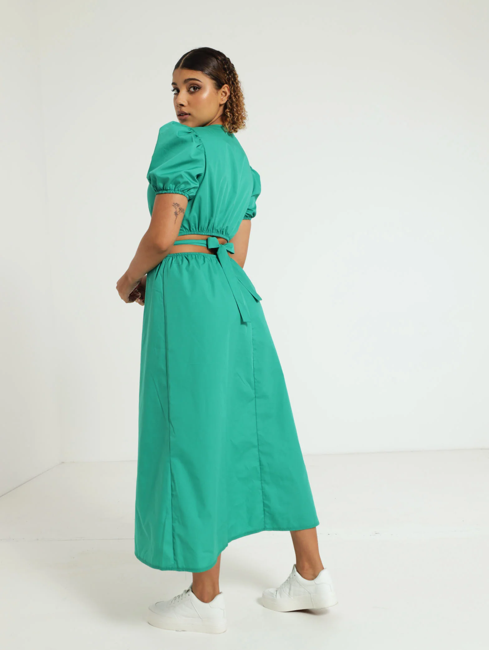 Puff Sleeve Cutout Detail Midi Dress - Image 2