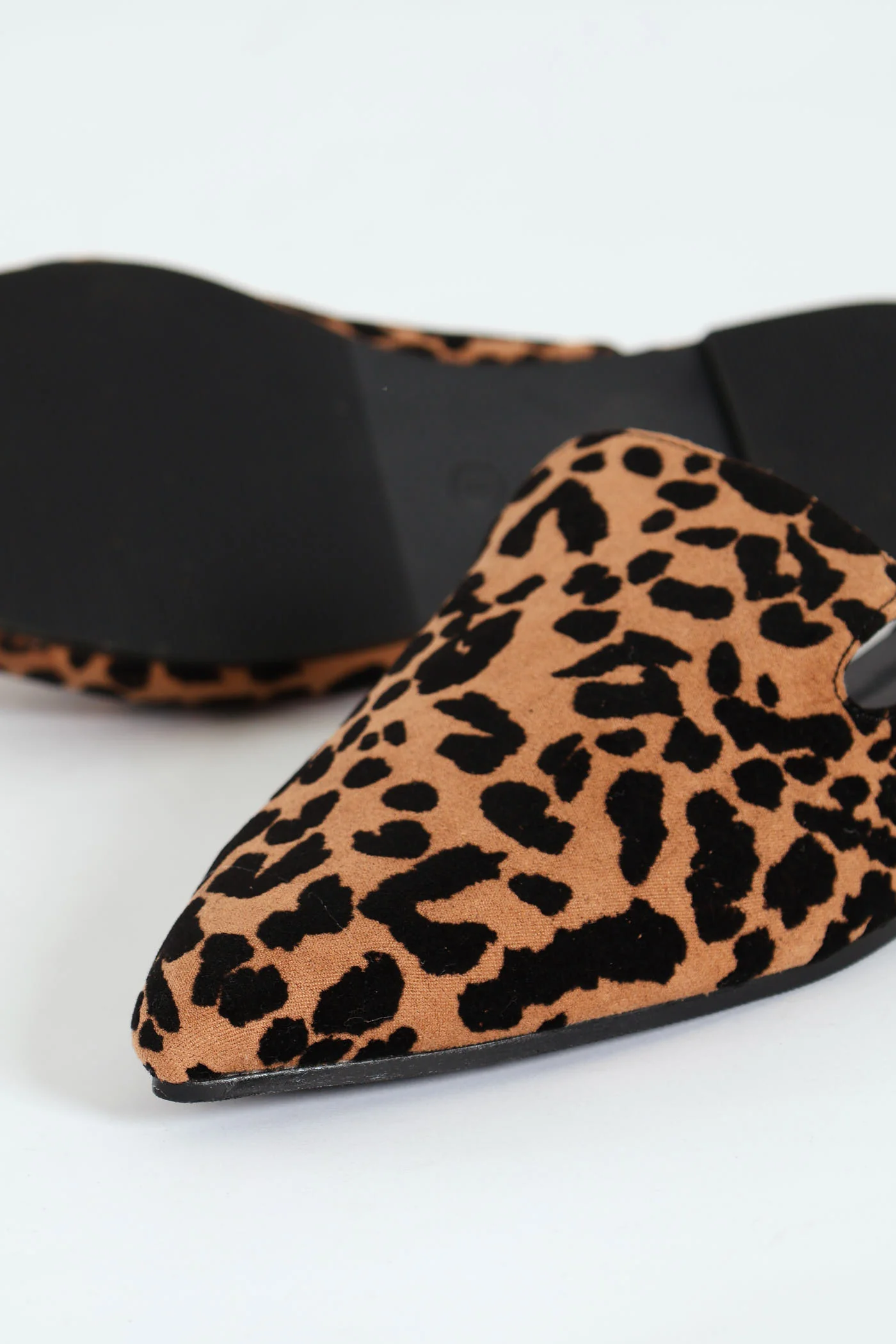 Push In Leopard Print Embossed Loafer - Animal - Image 3