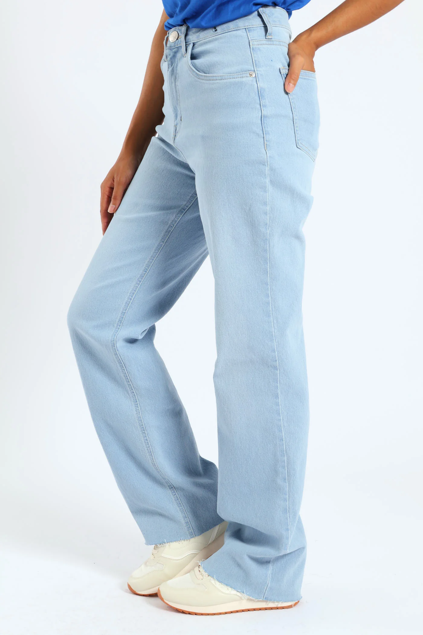 Raw Hem Basic Wideleg Jean - Light Wash - Image 4